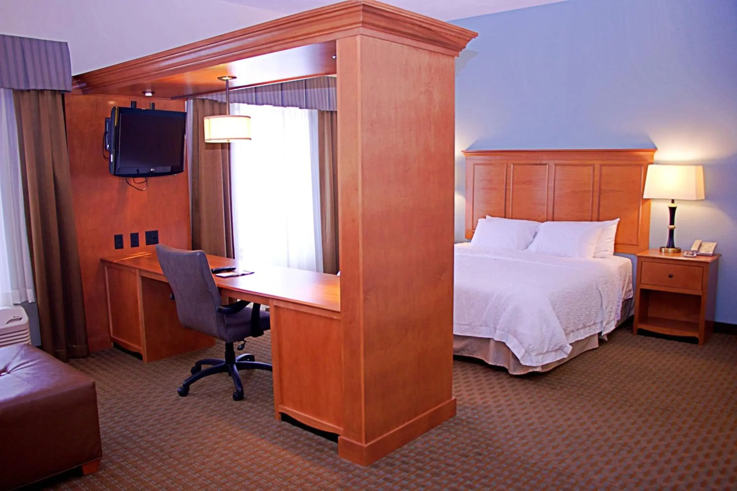 Bedroom, Bed in Hampton Inn Sidney Bedroom, Bed in Hampton Inn Sidney