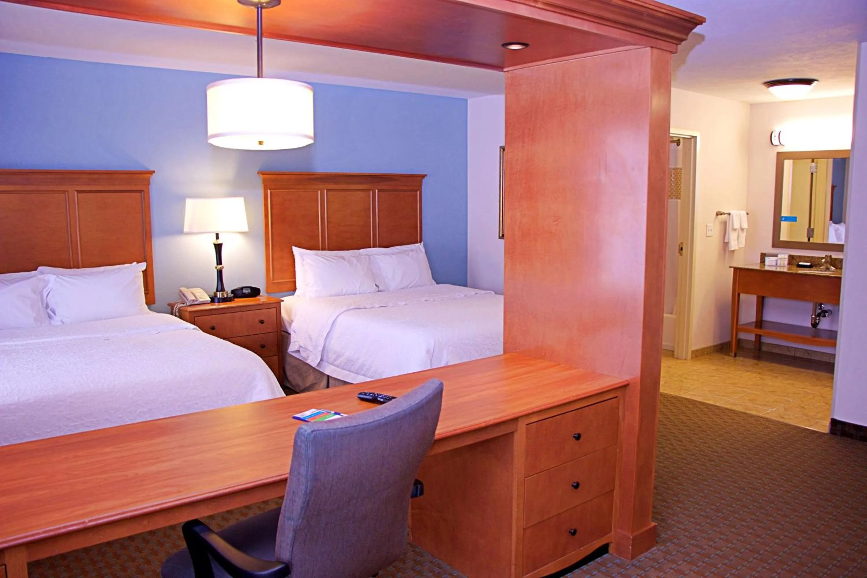 Bed in Hampton Inn Sidney