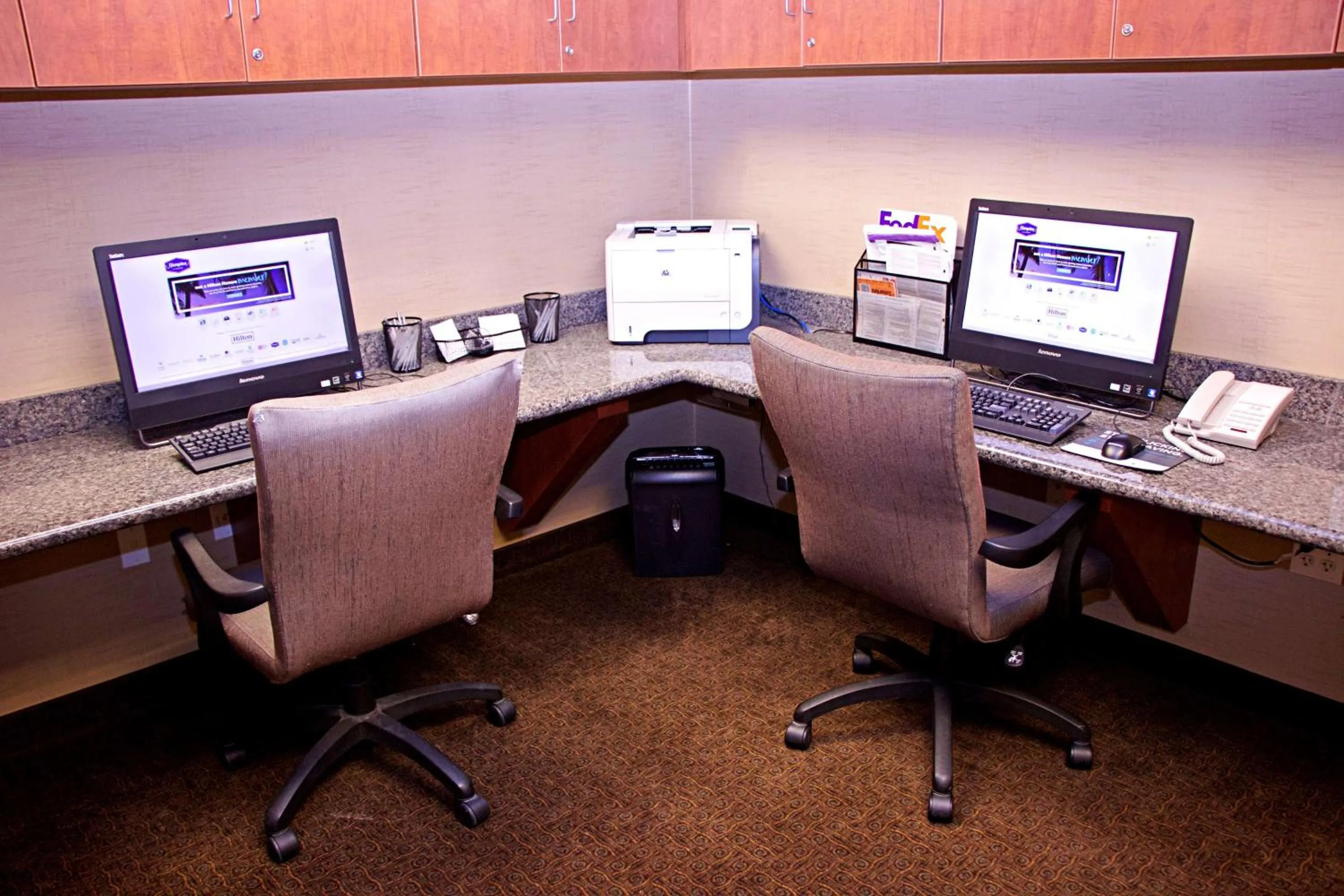 Business facilities in Hampton Inn Sidney