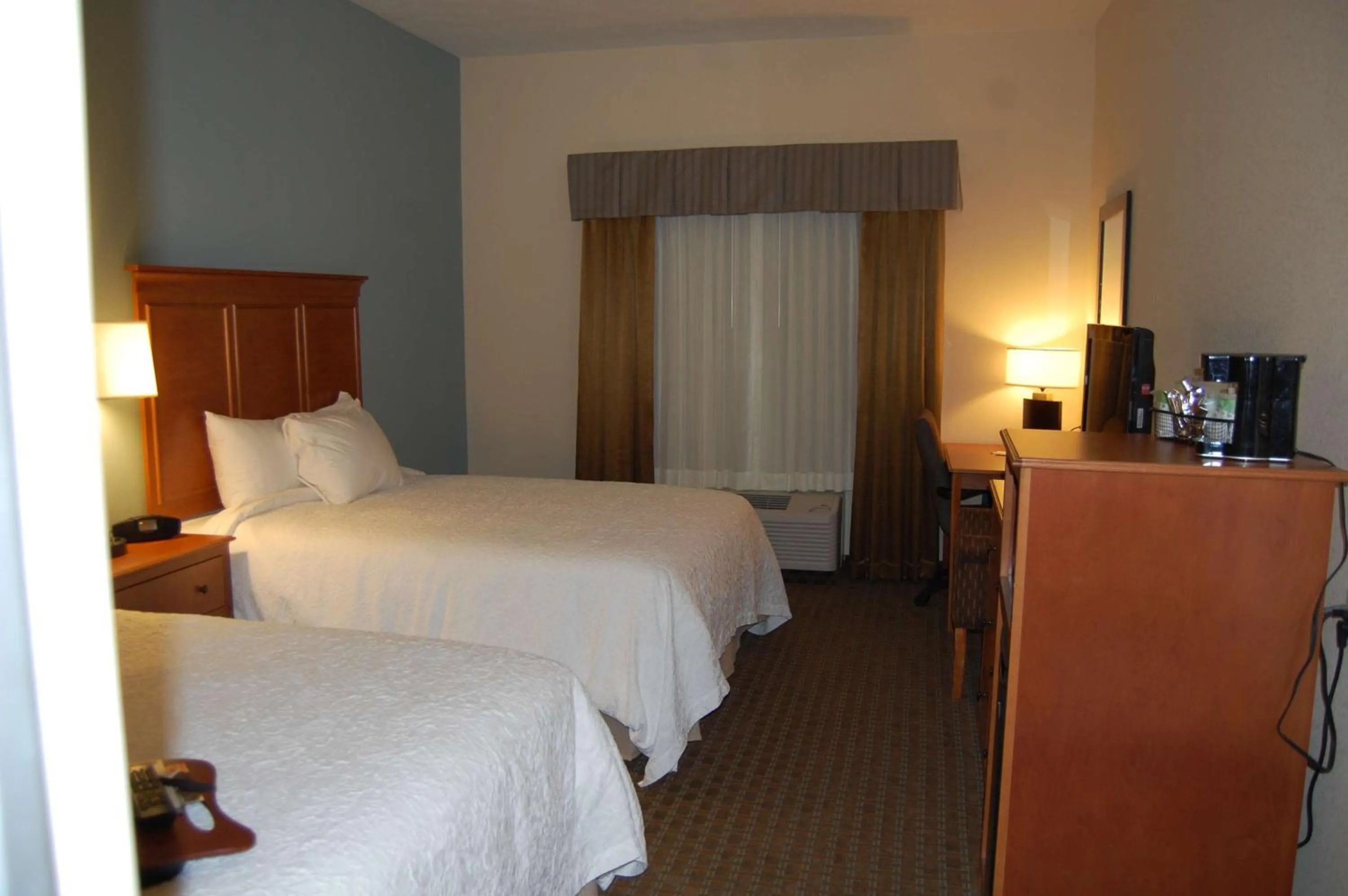 Bed in Hampton Inn Sidney