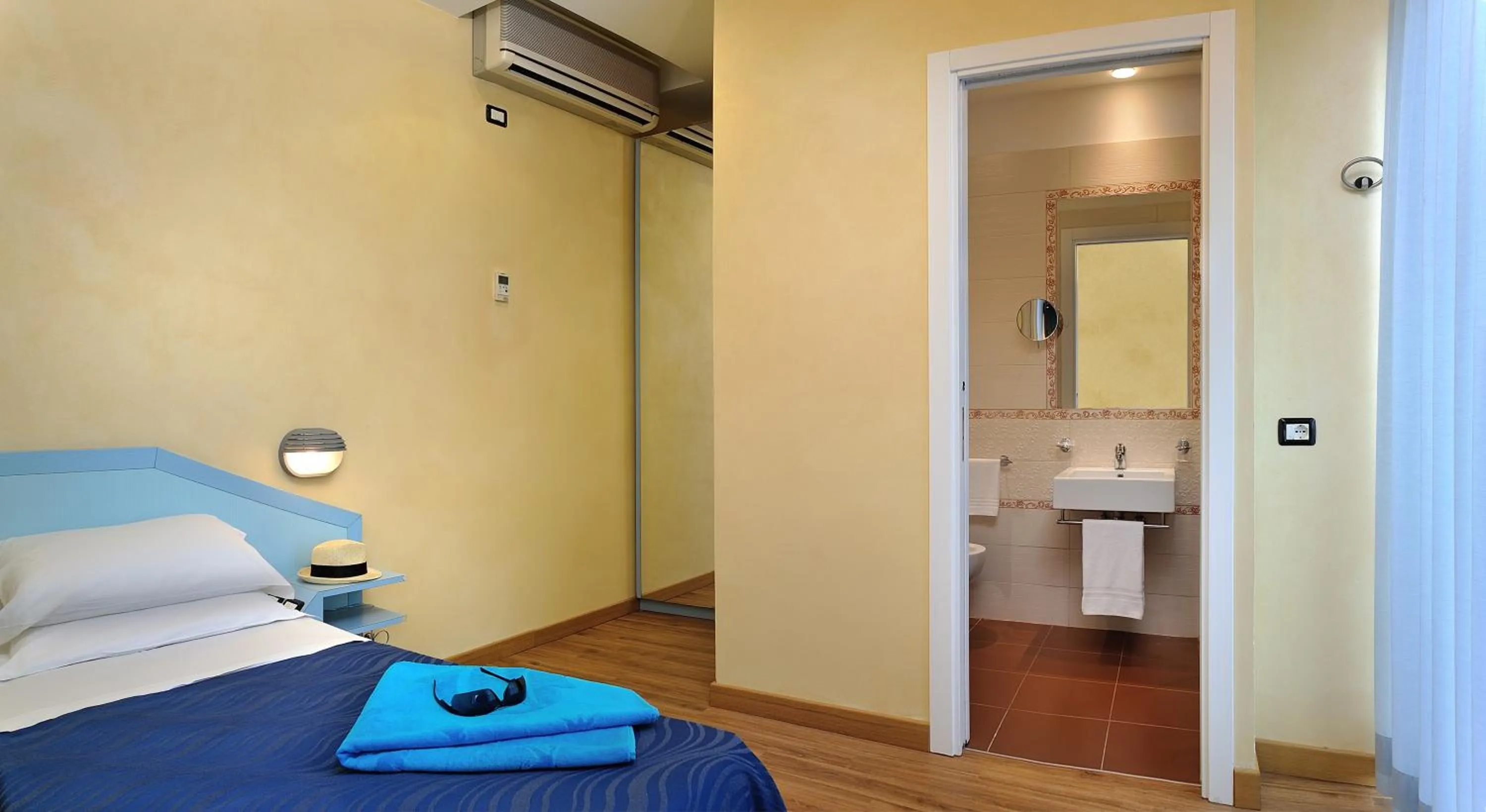 Photo of the whole room in Hotel Marilena