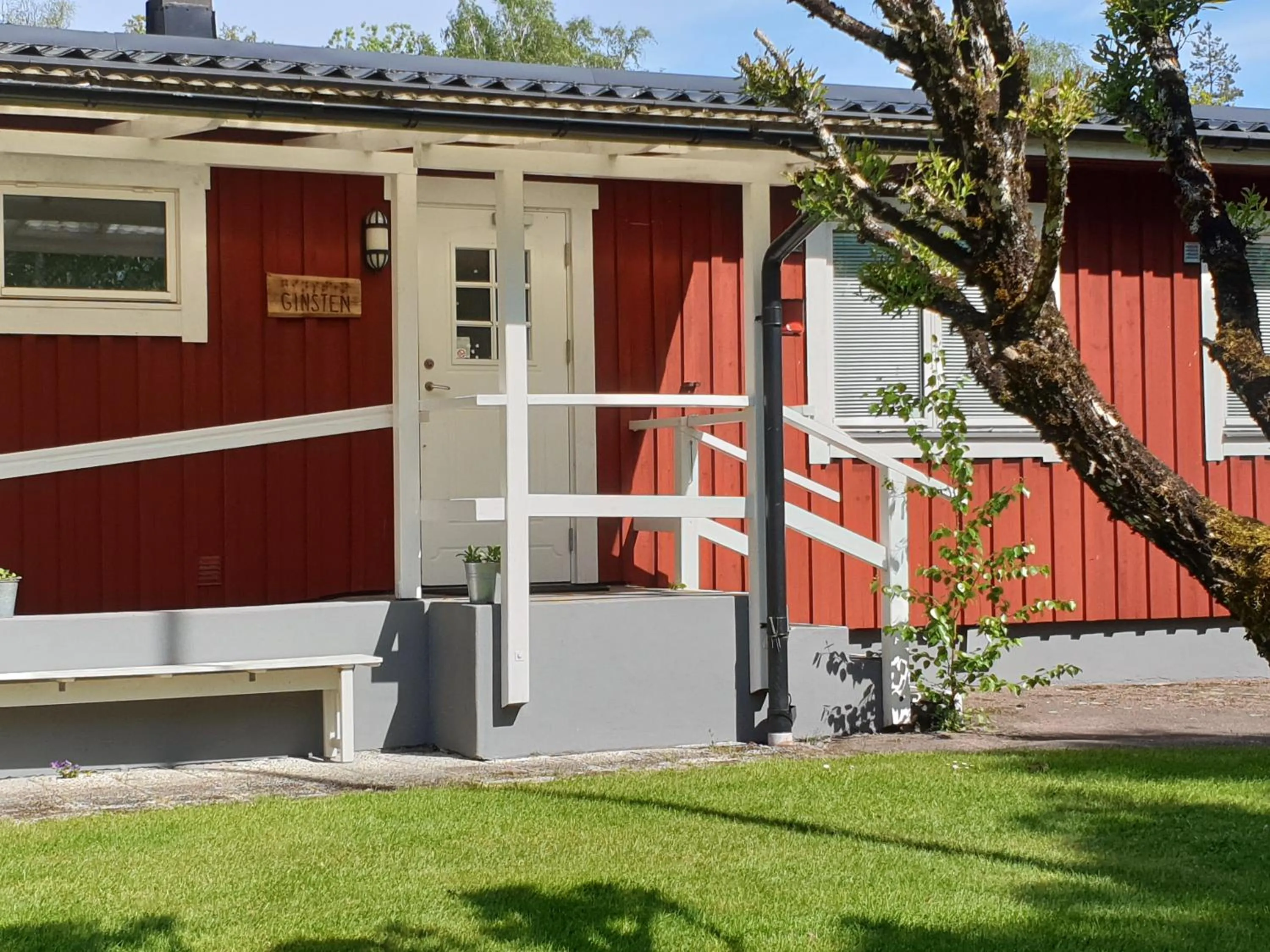 Property building in Den Sovande Älgen