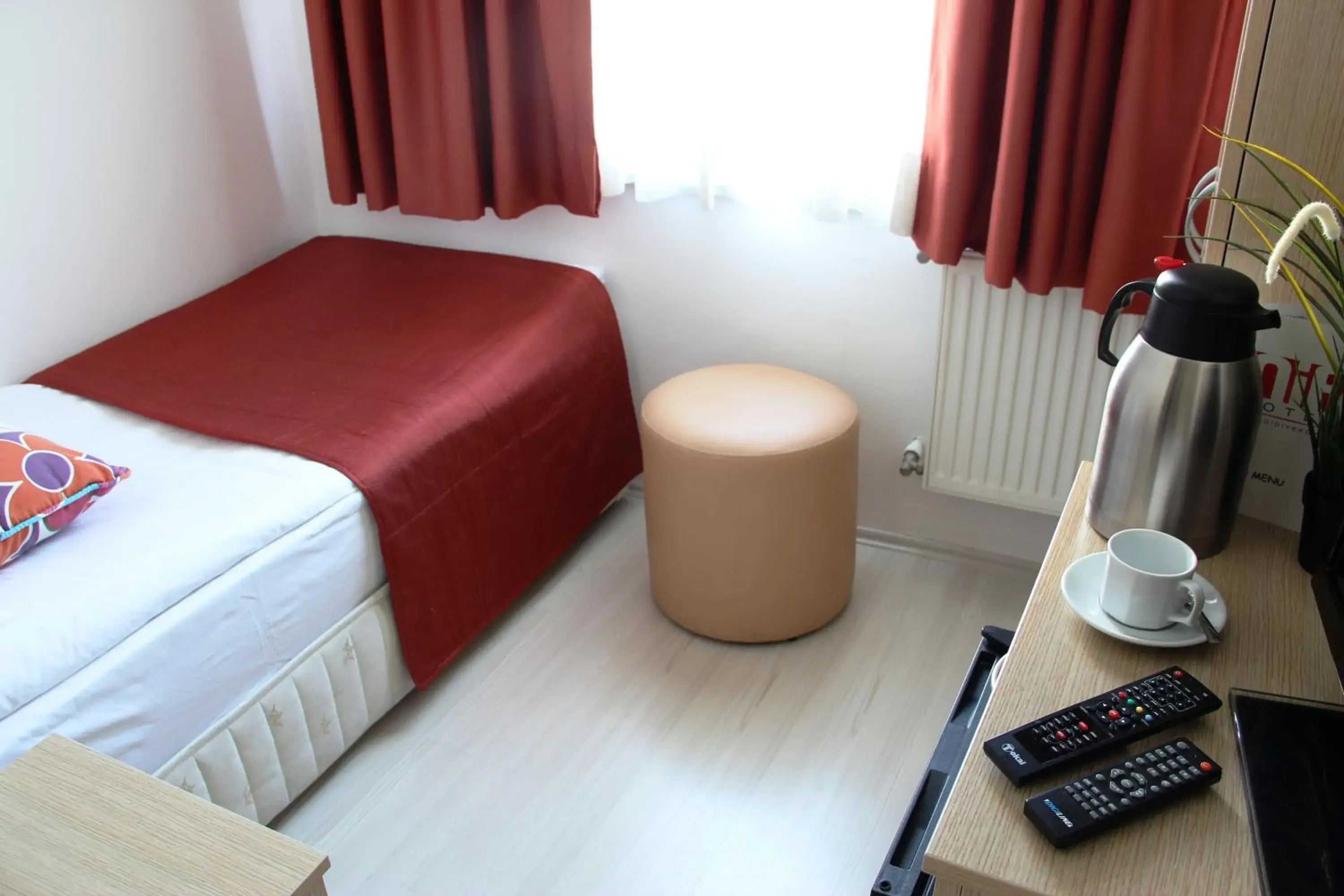 Photo of the whole room, Bed in Payidar HOTEL Photo of the whole room, Bed in Payidar HOTEL