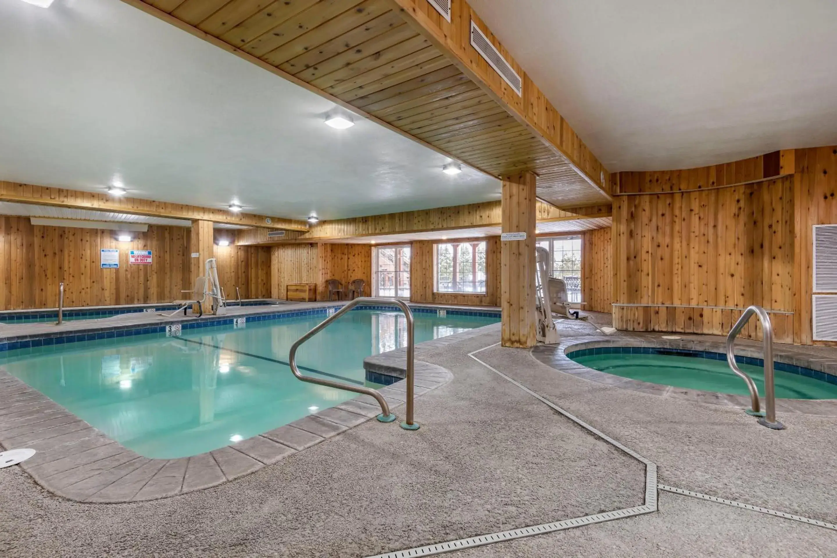 Swimming pool in Mountain Edge Suites at Sunapee, an Ascend Collection Hotel Swimming pool in Mountain Edge Suites at Sunapee, an Ascend Collection Hotel