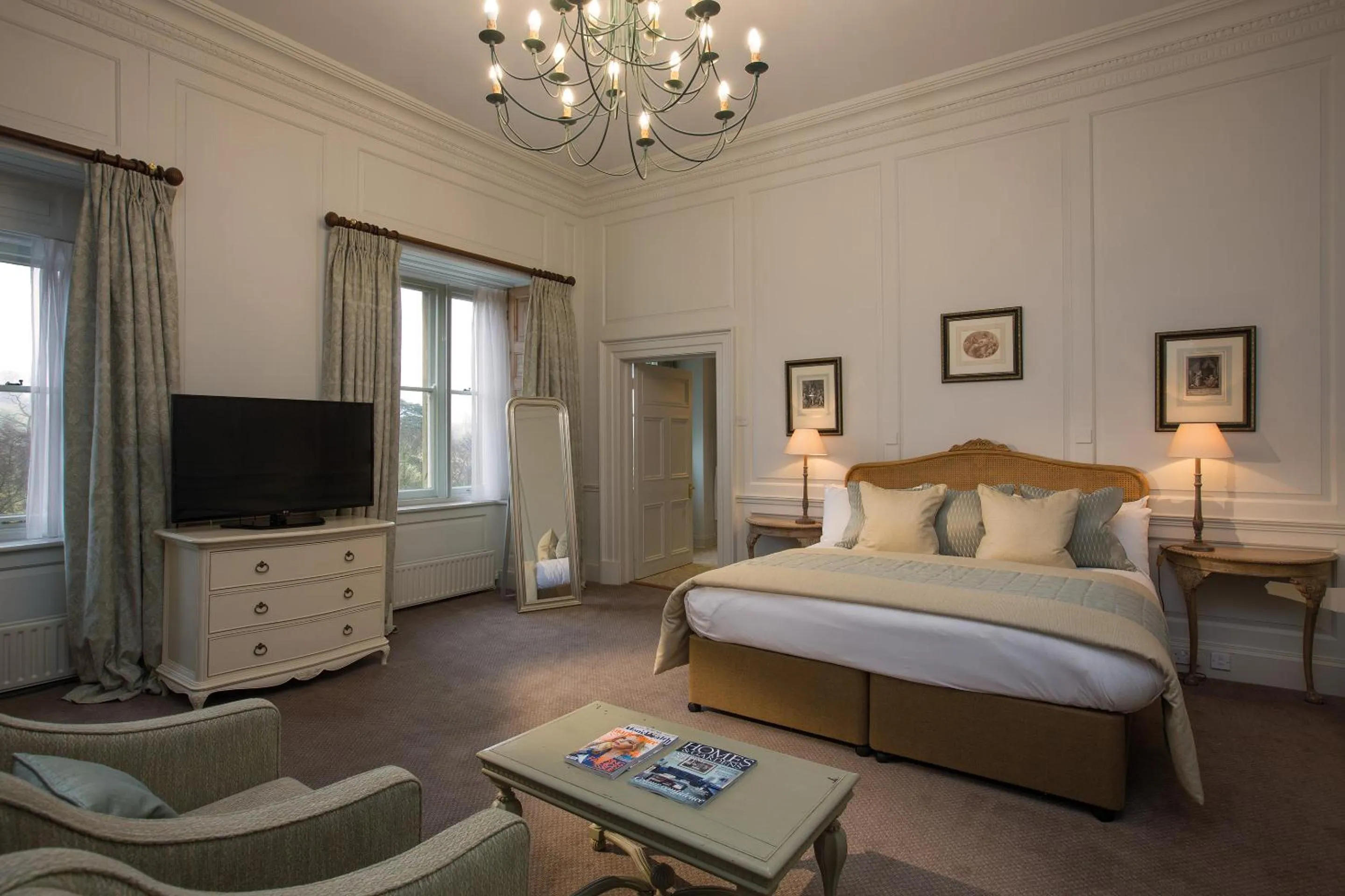 Bed in Fawsley Hall Hotel