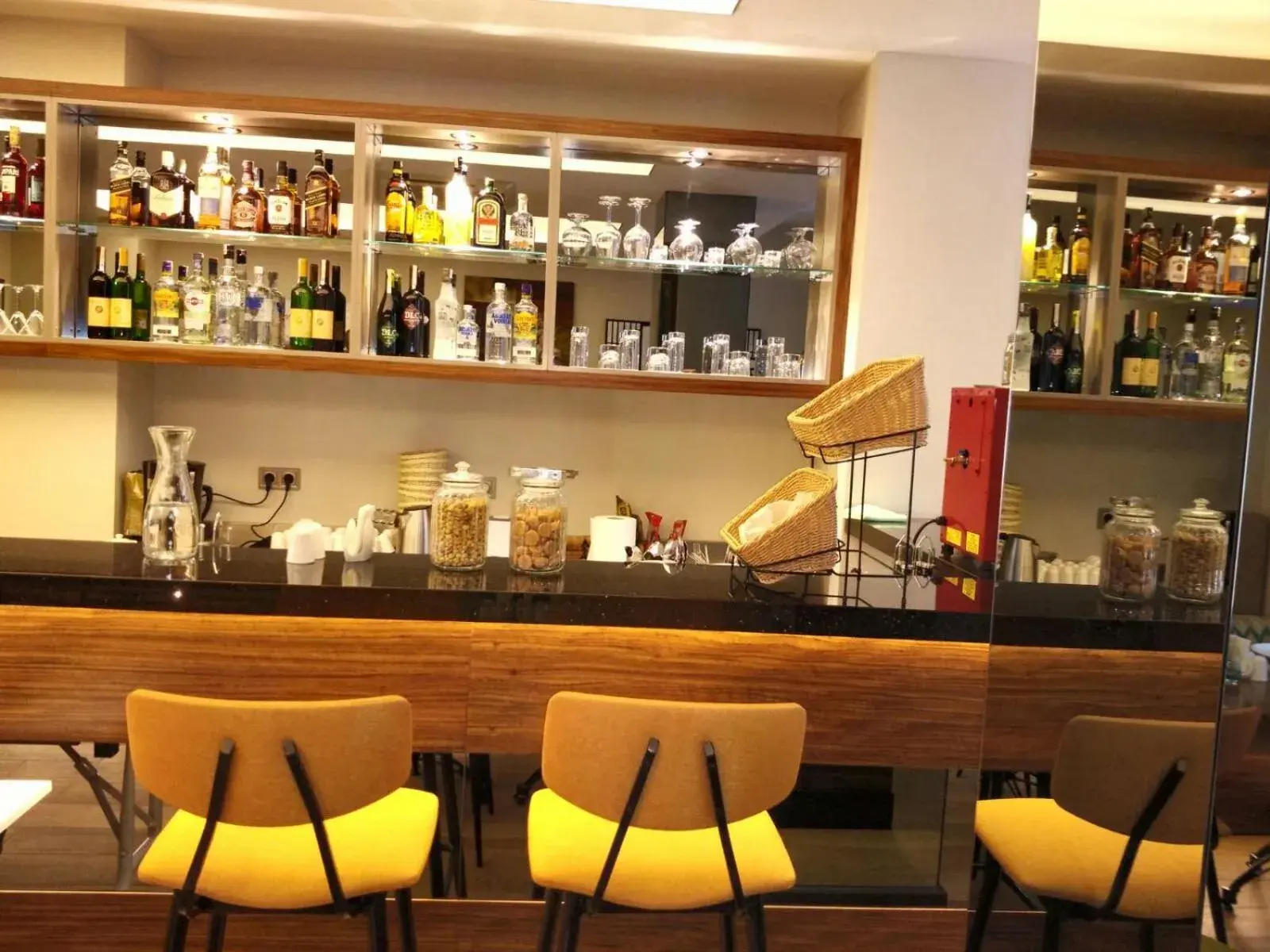 Lounge or bar in The White Orient Hotel Lounge or bar in The White Orient Hotel