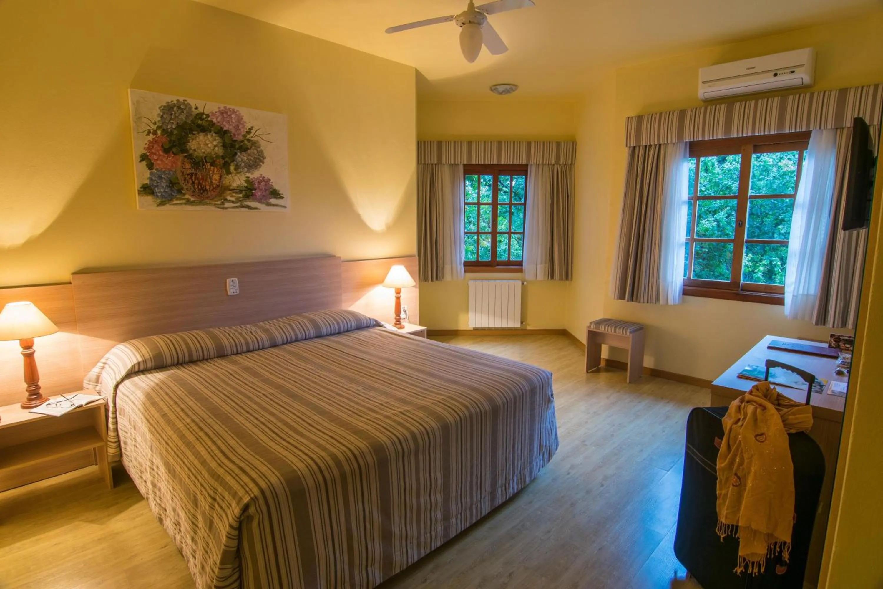 Bedroom, Bed in Hotel Sky Gramado