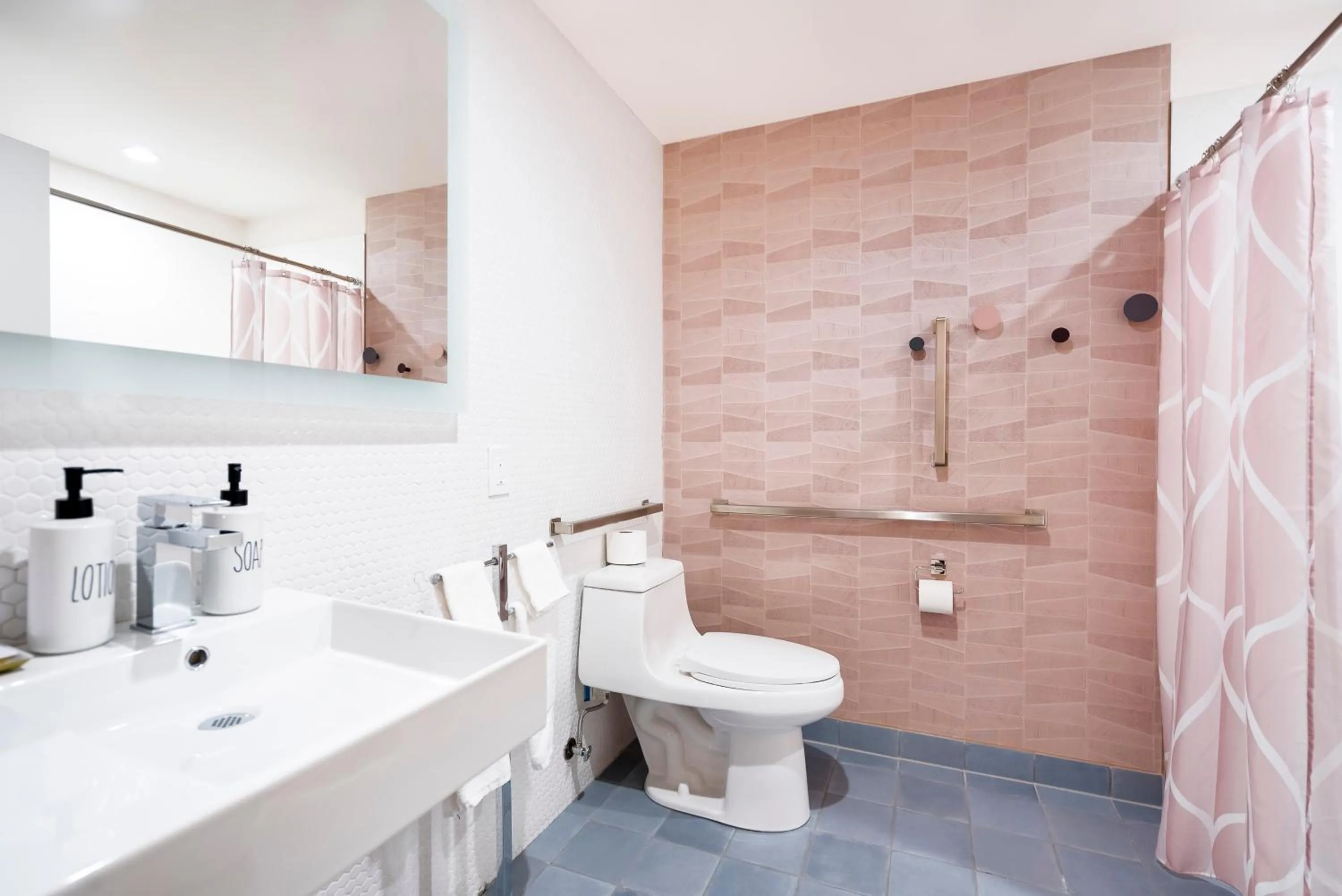 Bathroom in The Bentley Hotel Southampton