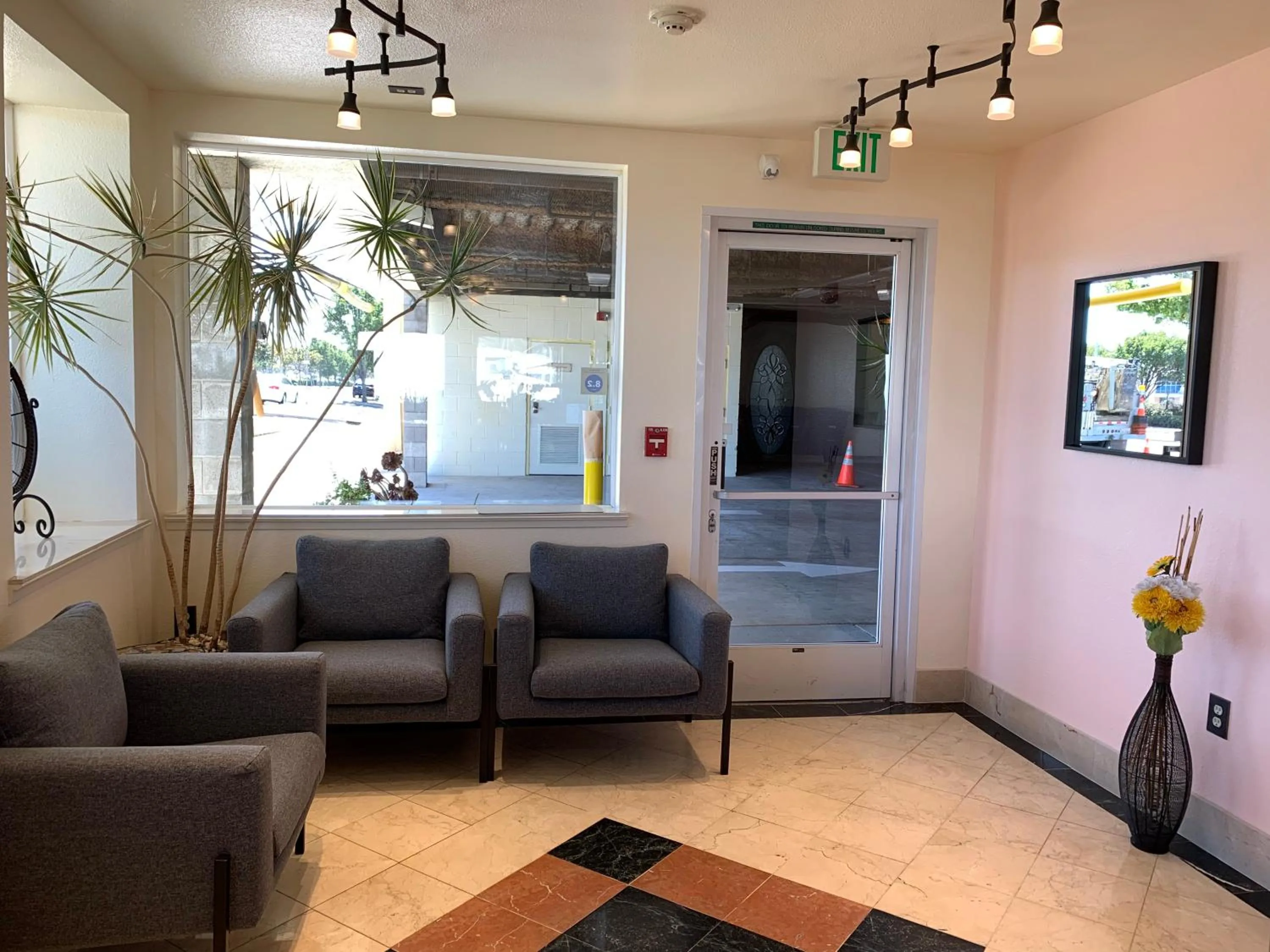 Lobby or reception in Airport Inn