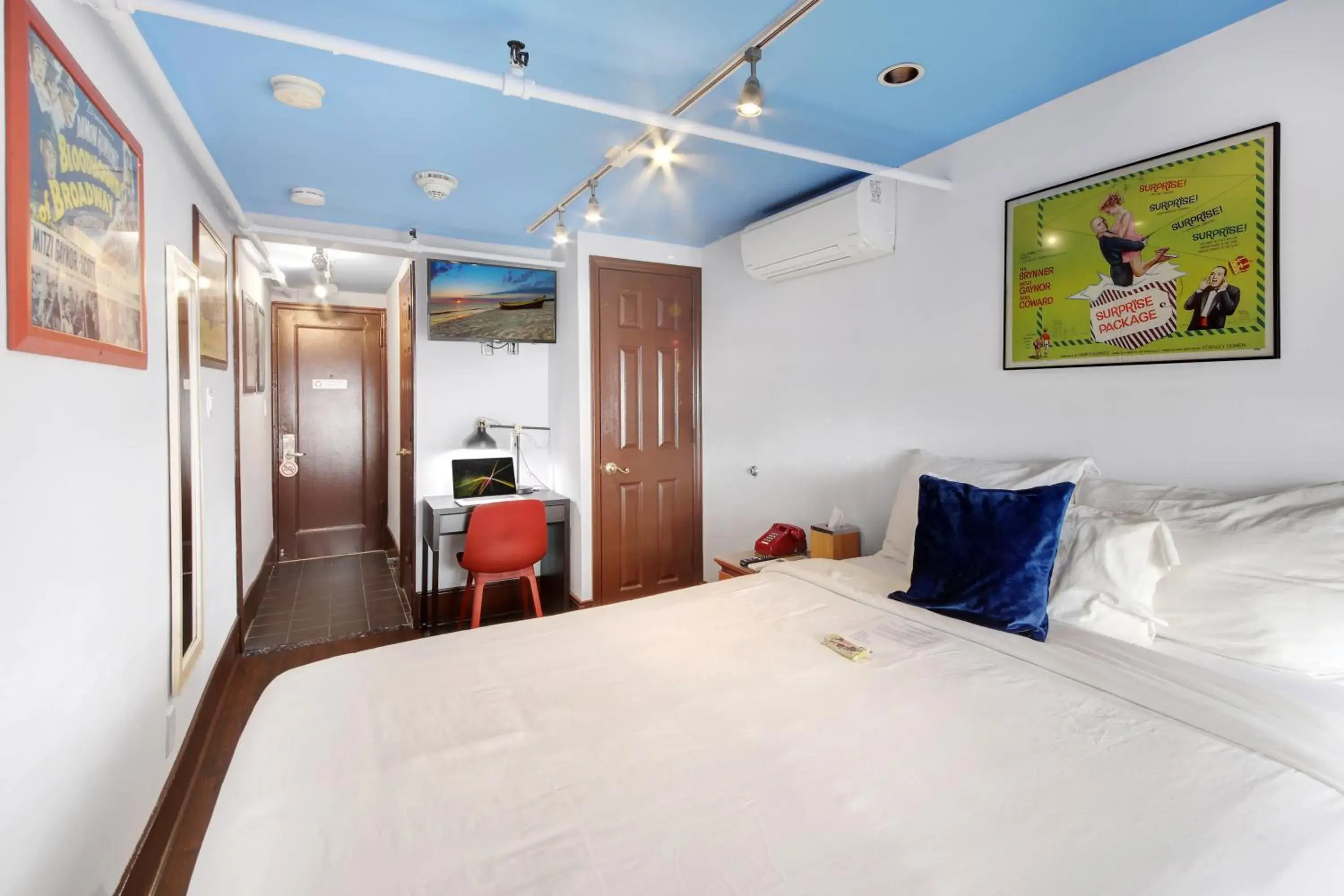 Chelsea Pines Inn Chelsea Pines Inn