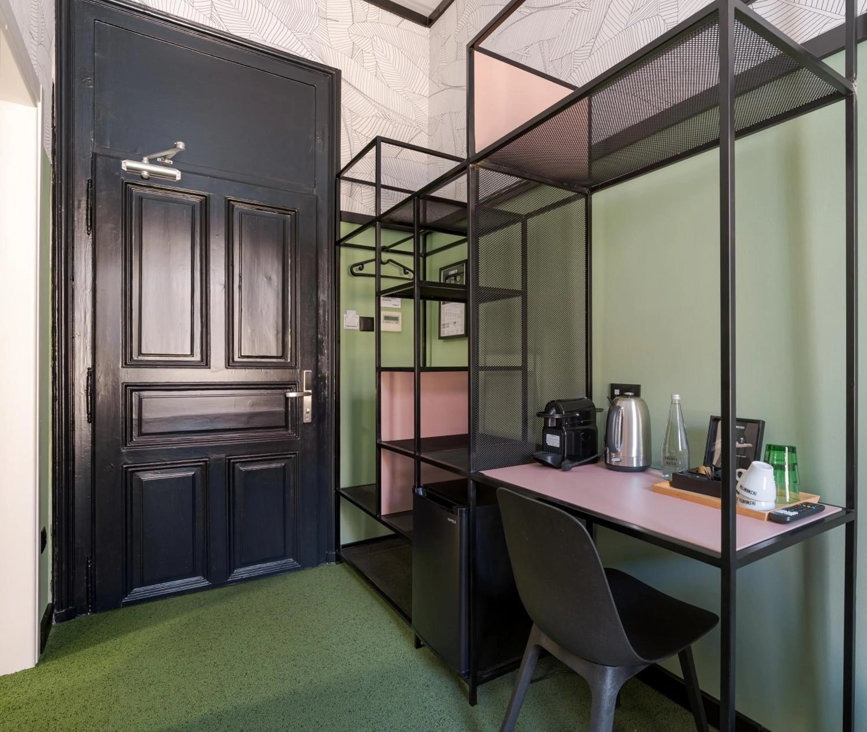 Coffee/tea facilities in Stay Swanky Bed & Breakfast