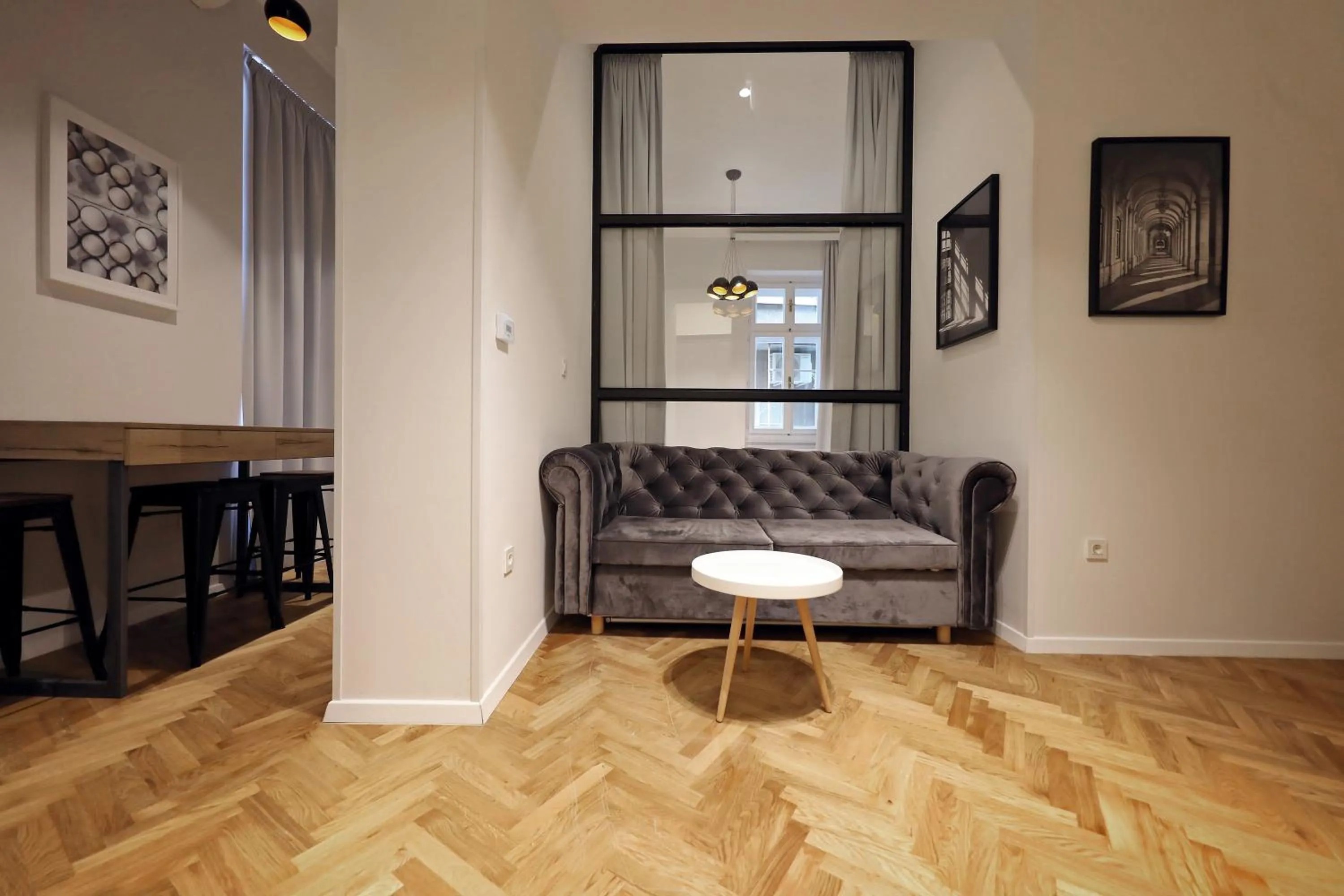 Living room in Stay Swanky Bed & Breakfast