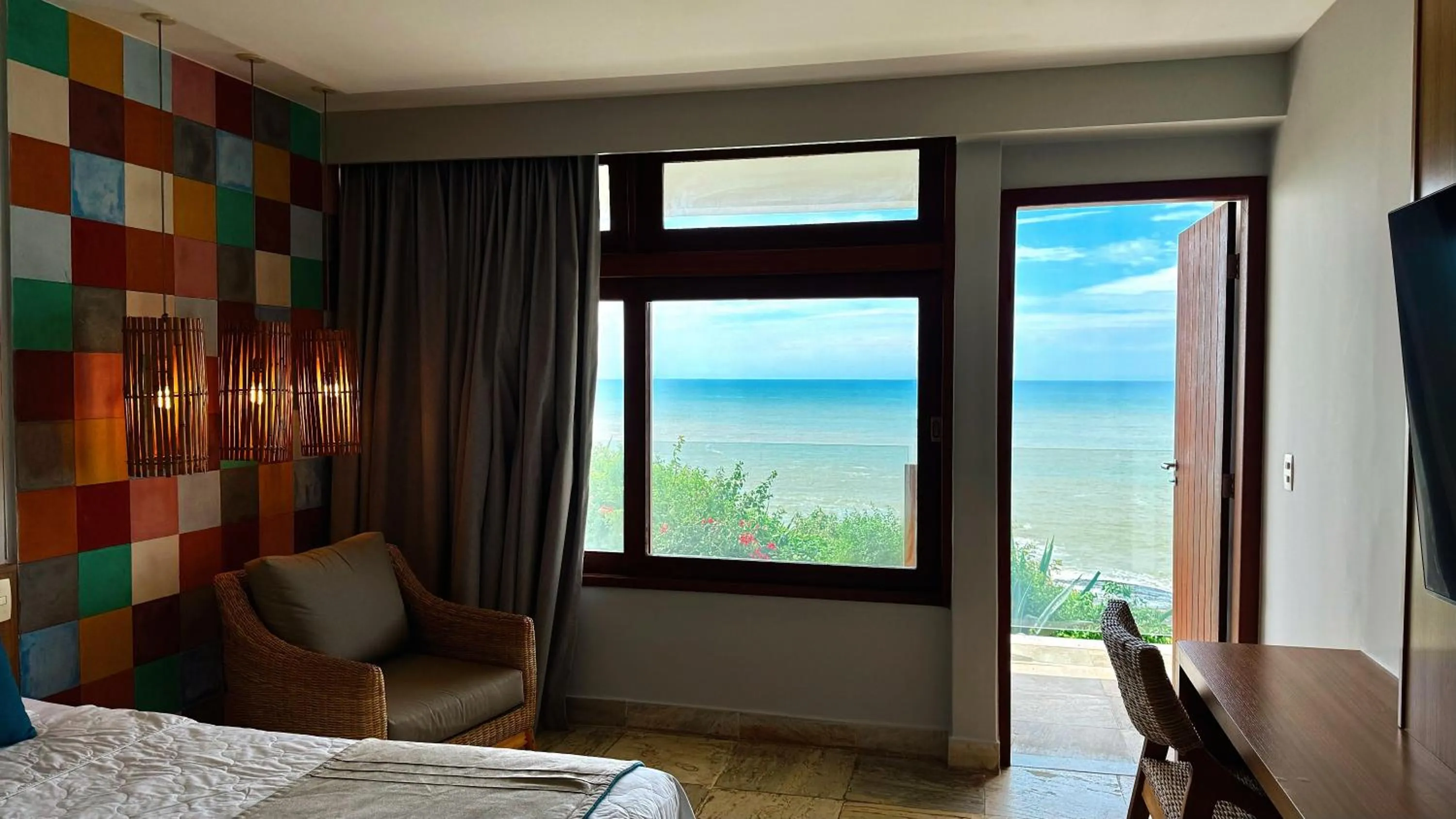 Bedroom, Bed in Hotel Pontal de Ubu