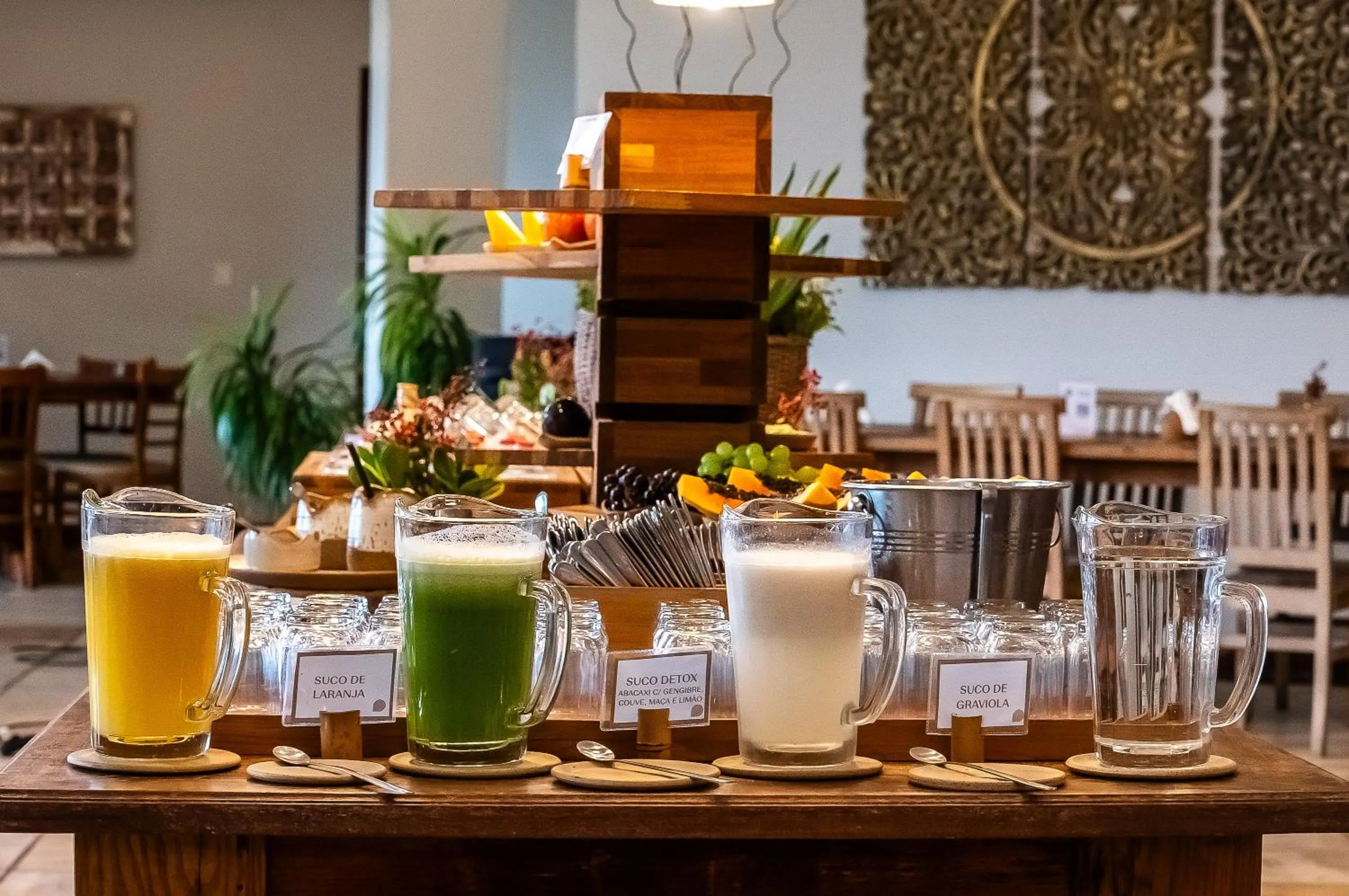 Buffet breakfast in Hotel Pontal de Ubu