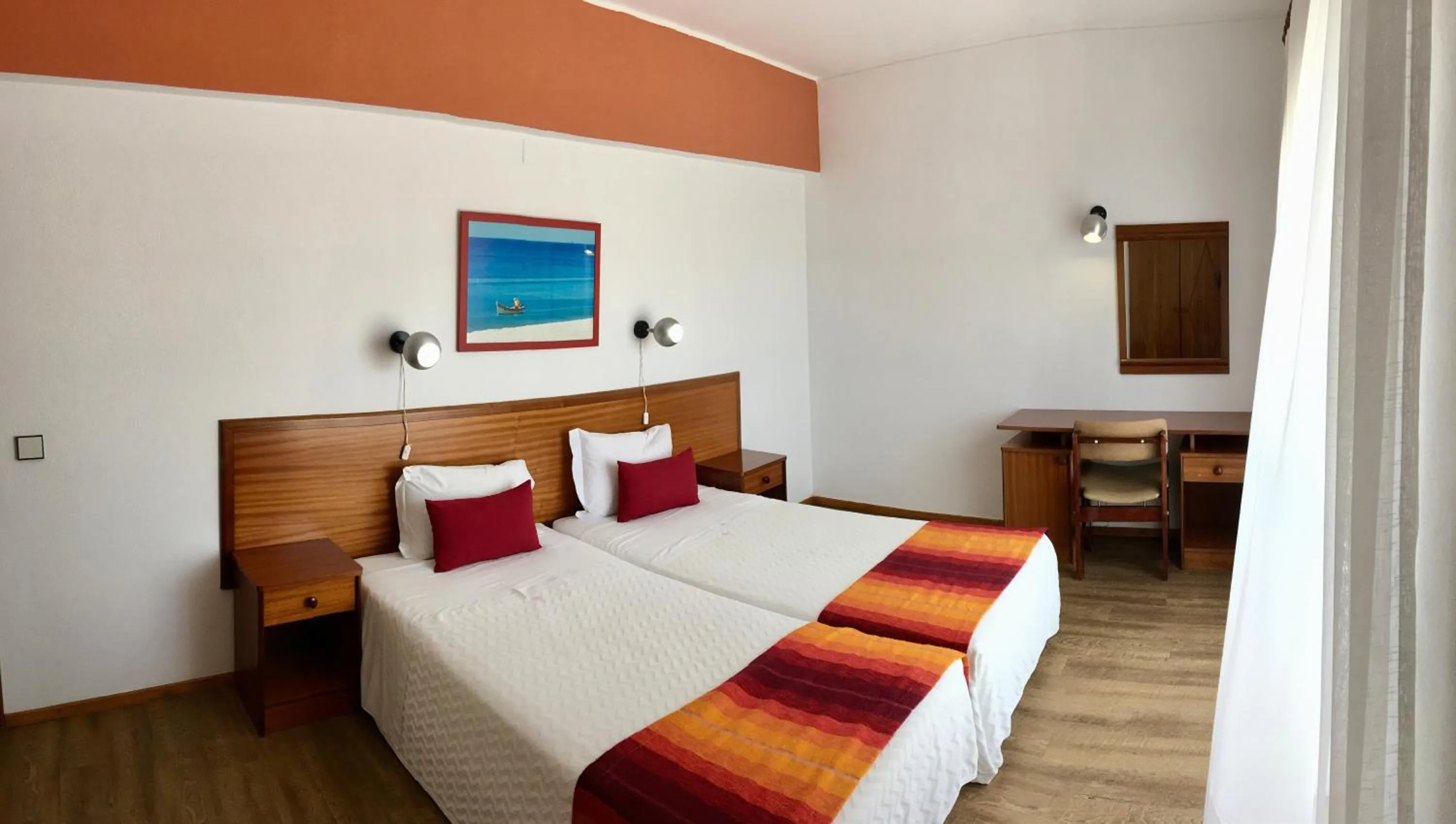 Bedroom, Bed in Rosamar Apartamentos