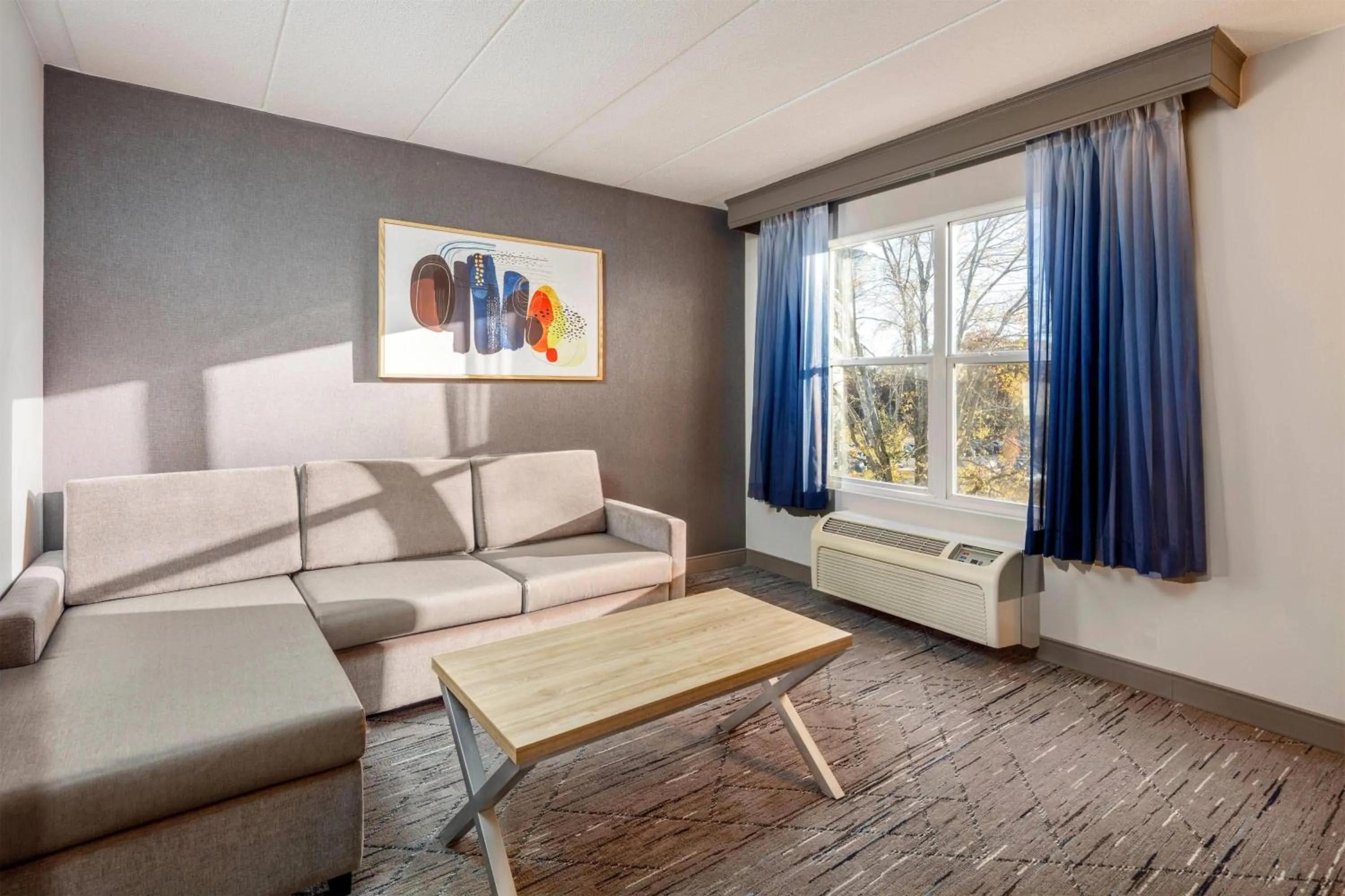 Photo of the whole room in La Quinta by Wyndham Lexington Park - Patuxent