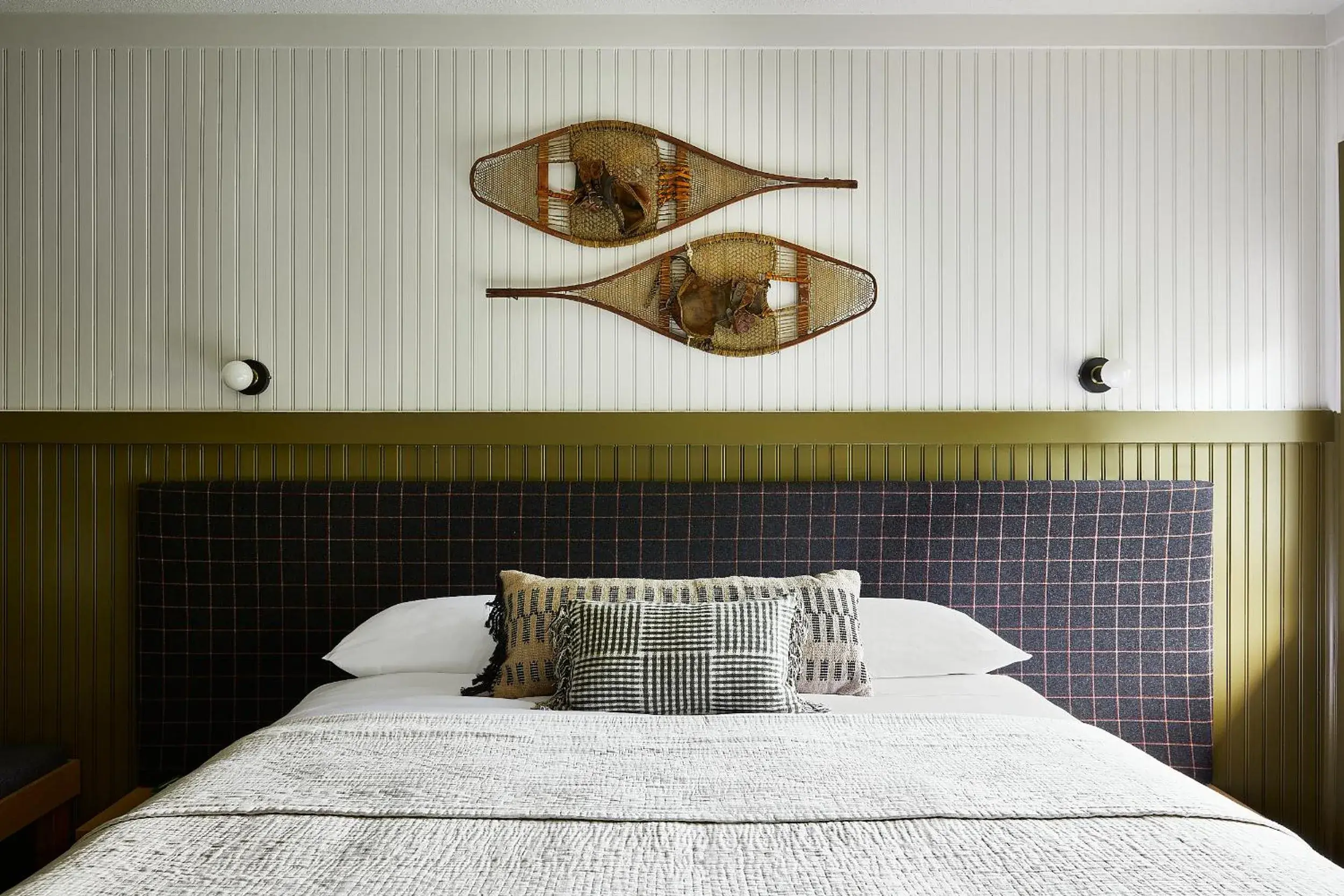 Bed in A Hotel Inn Sunapee Bed in A Hotel Inn Sunapee