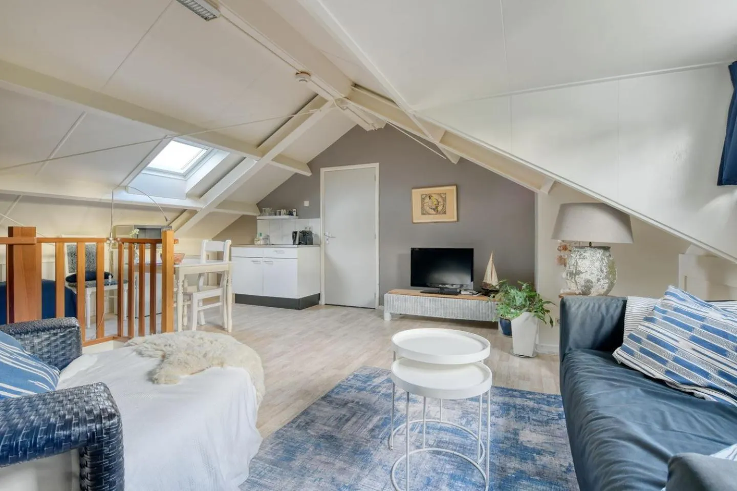 Living room, Bed in Marenhoeve