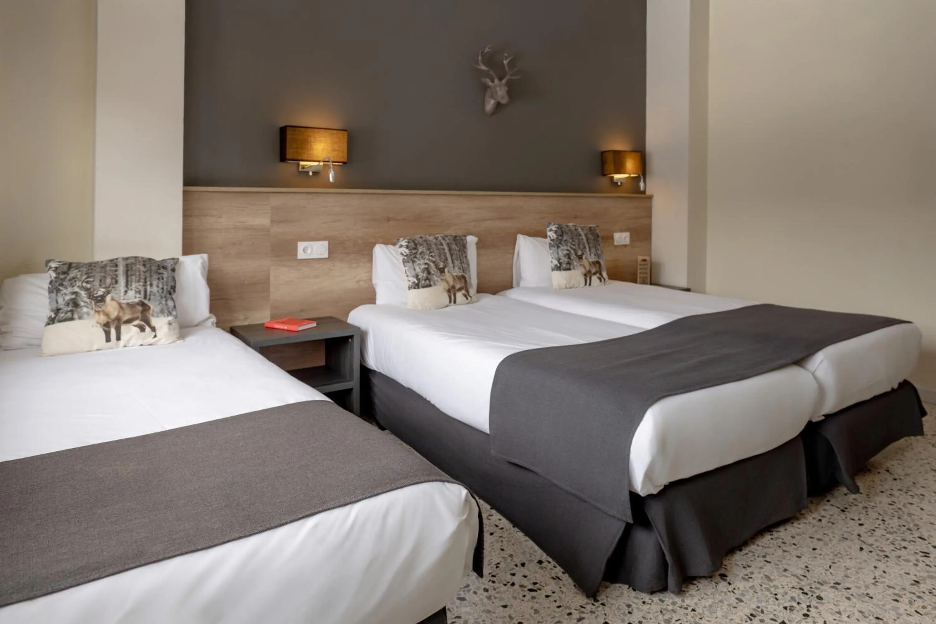 Photo of the whole room in Hotel Austria by Pierre & Vacances