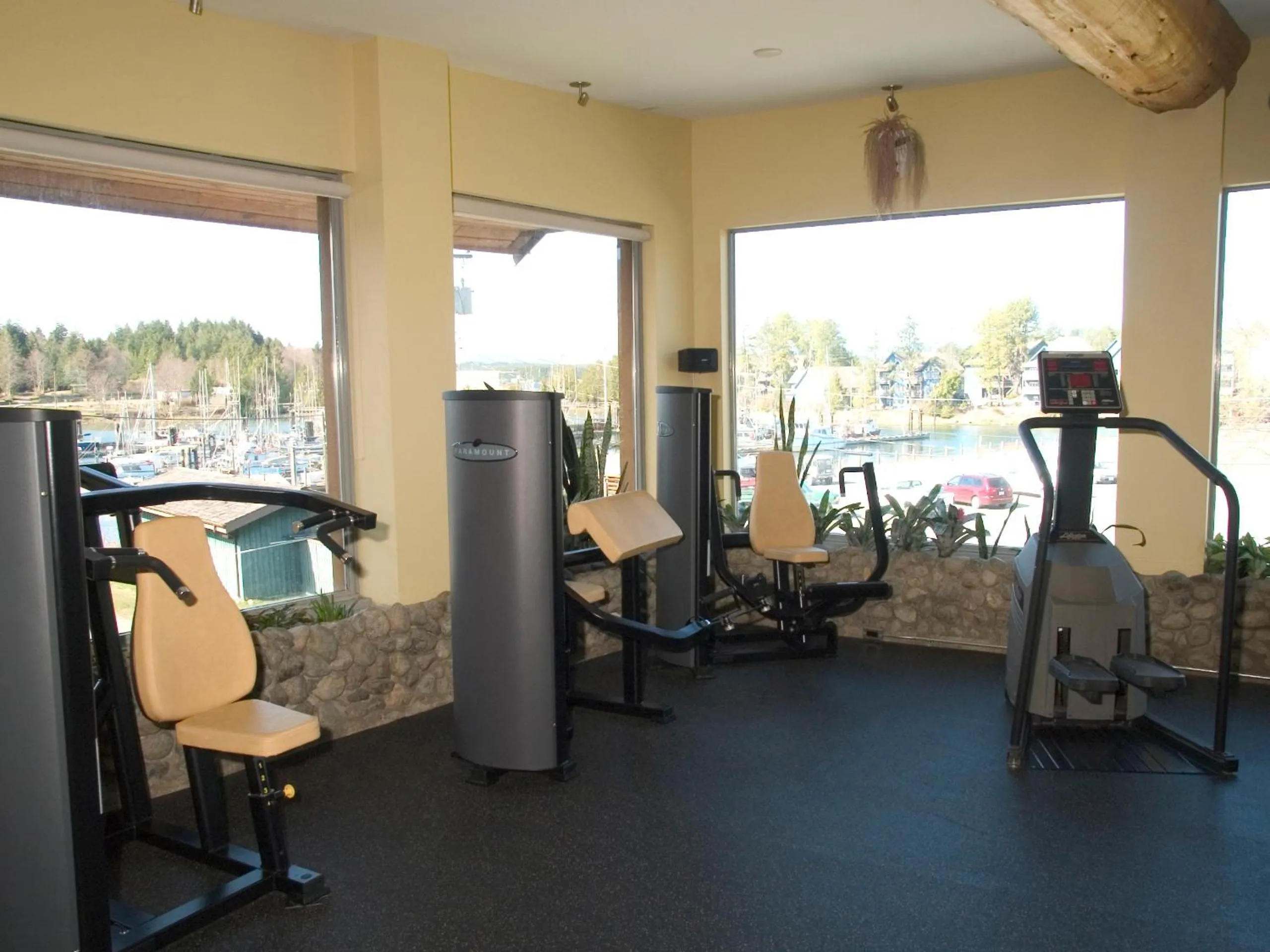 Fitness centre/facilities in West Coast Motel on the Harbour