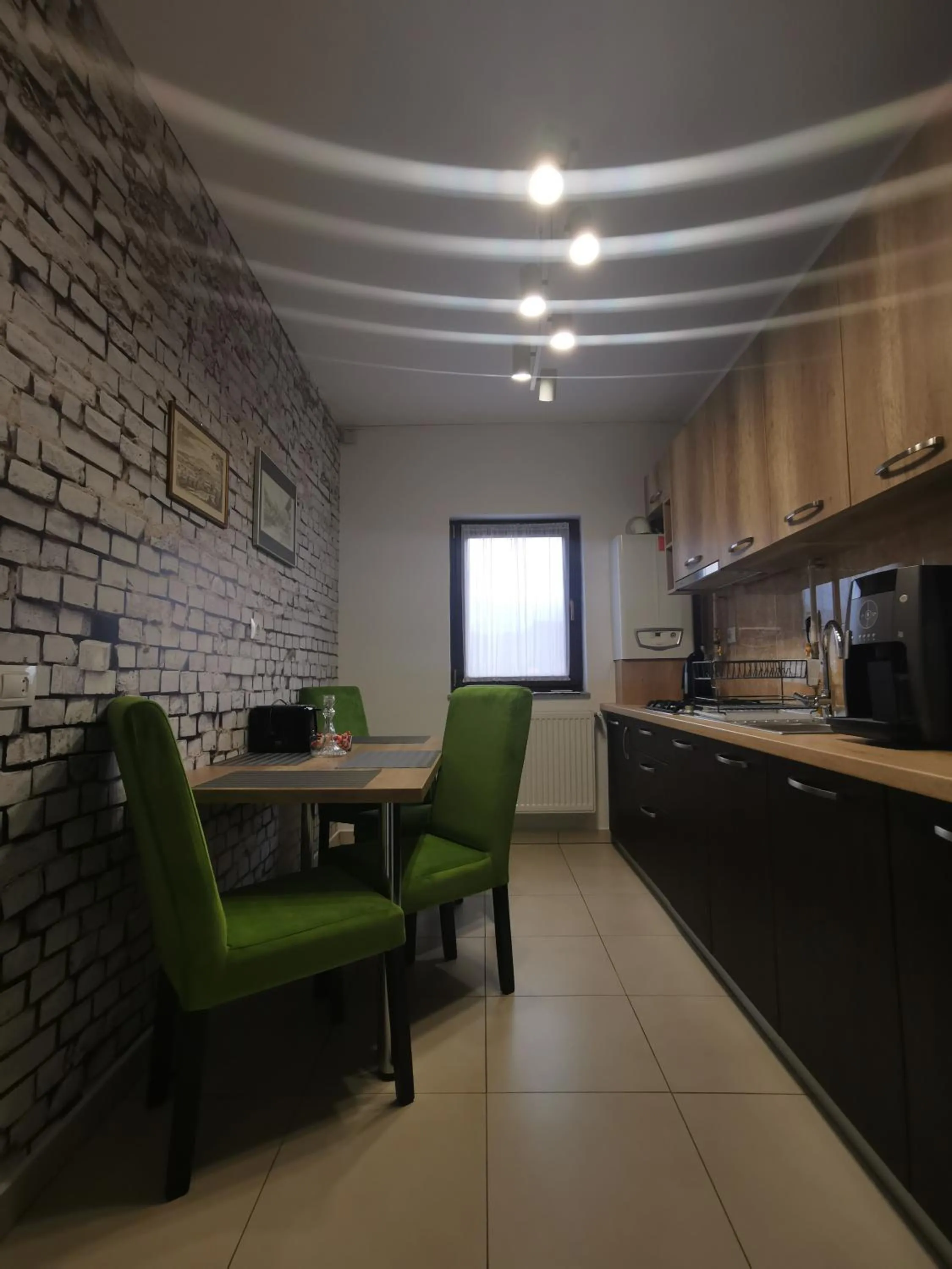 Kitchen or kitchenette in Rose Residence