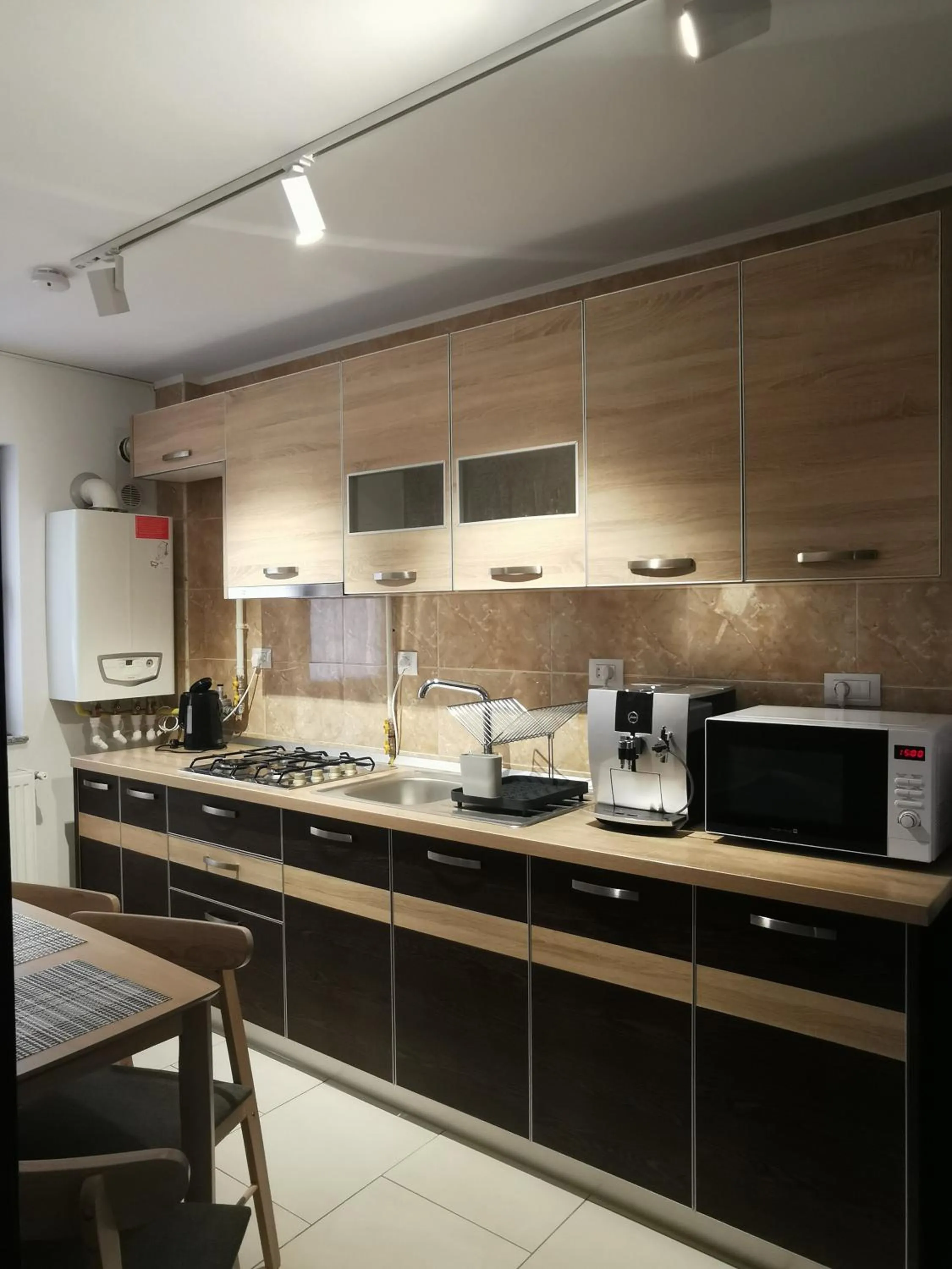 Kitchen or kitchenette in Rose Residence