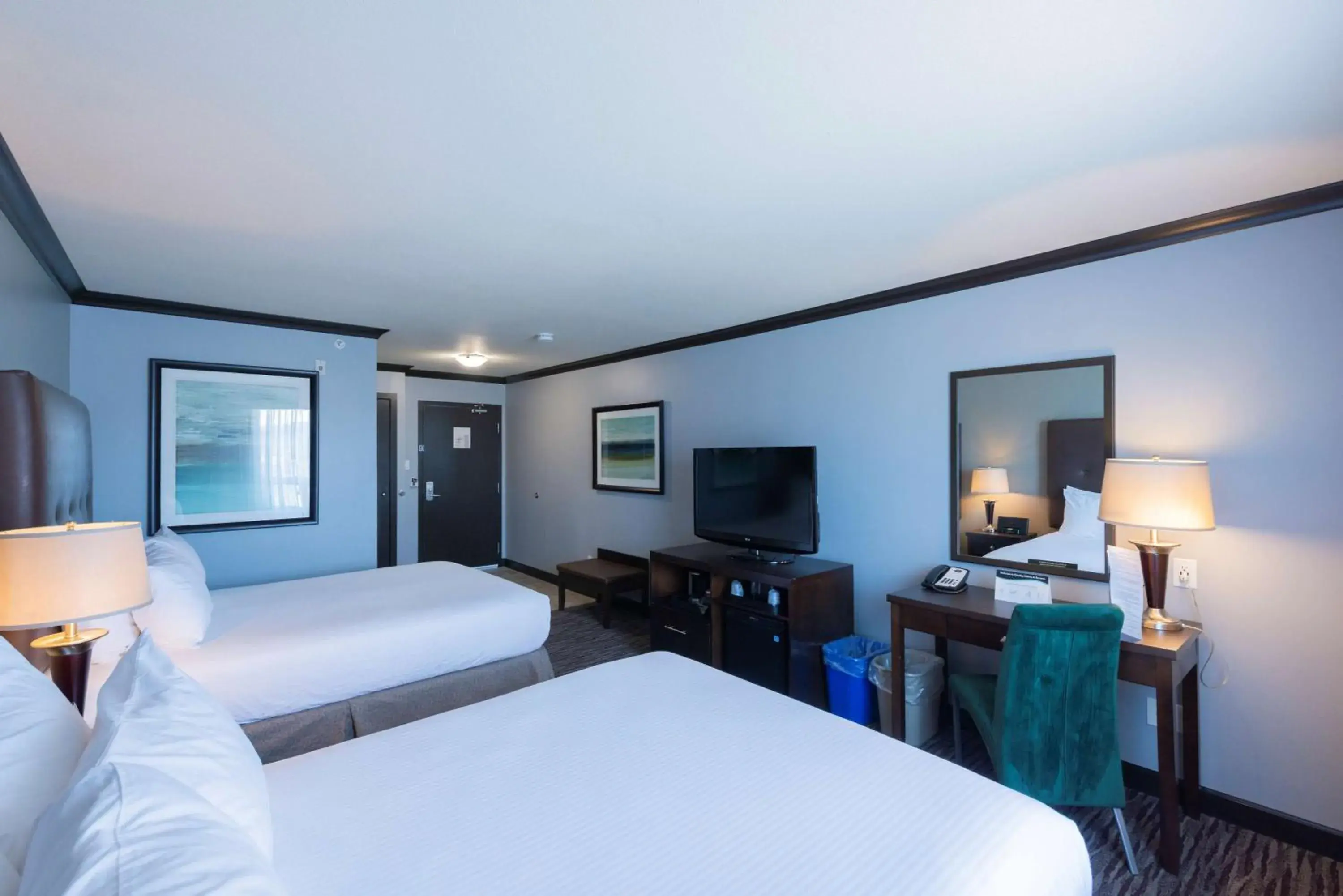 Bedroom, Bed in Prestige Treasure Cove Resort, WorldHotels Elite Bedroom, Bed in Prestige Treasure Cove Resort, WorldHotels Elite