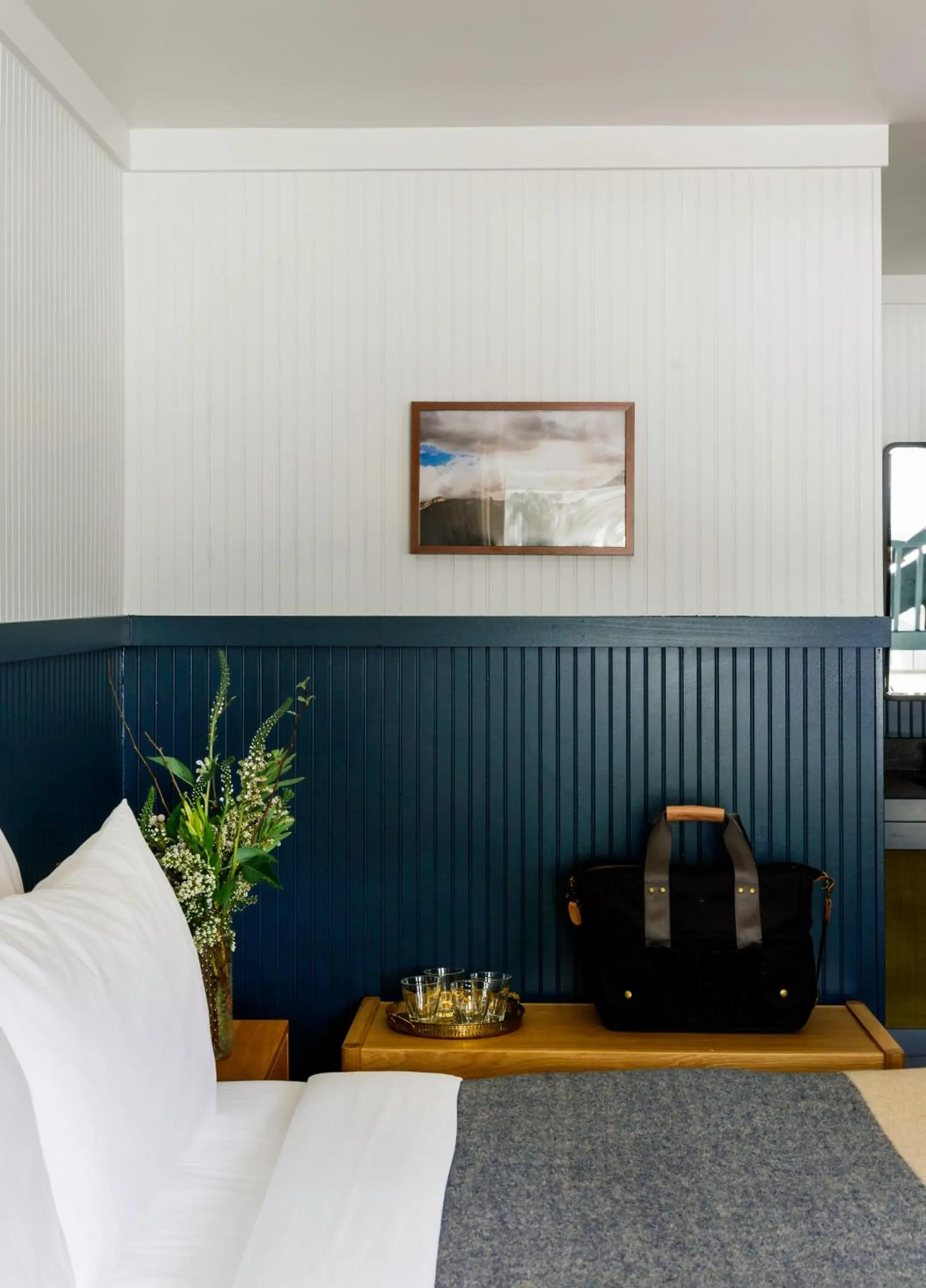 Deluxe Queen Room in Anvil Hotel Deluxe Queen Room in Anvil Hotel