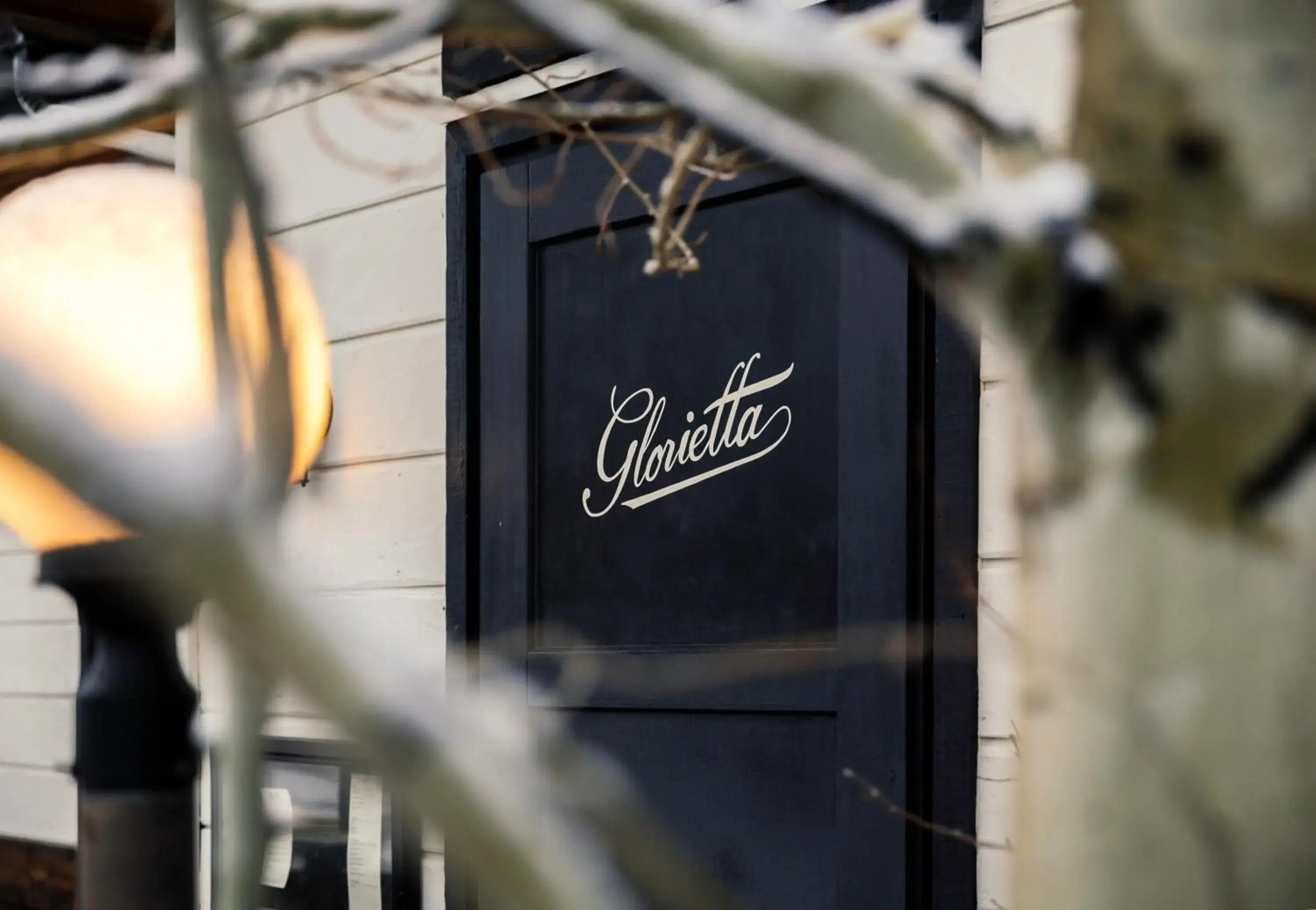 Restaurant/places to eat in Anvil Hotel Restaurant/places to eat in Anvil Hotel