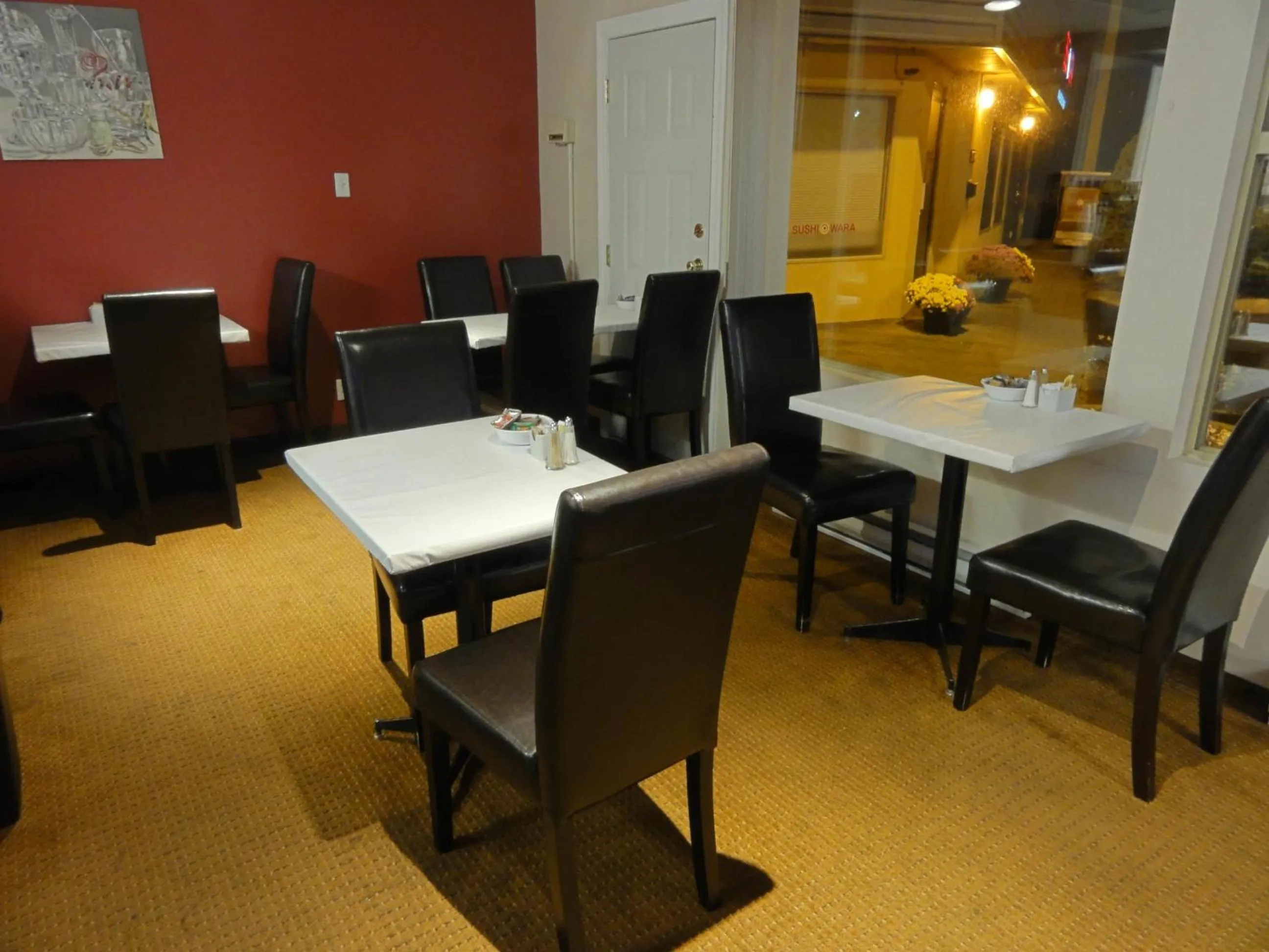 Restaurant/places to eat in Port Augusta Inn