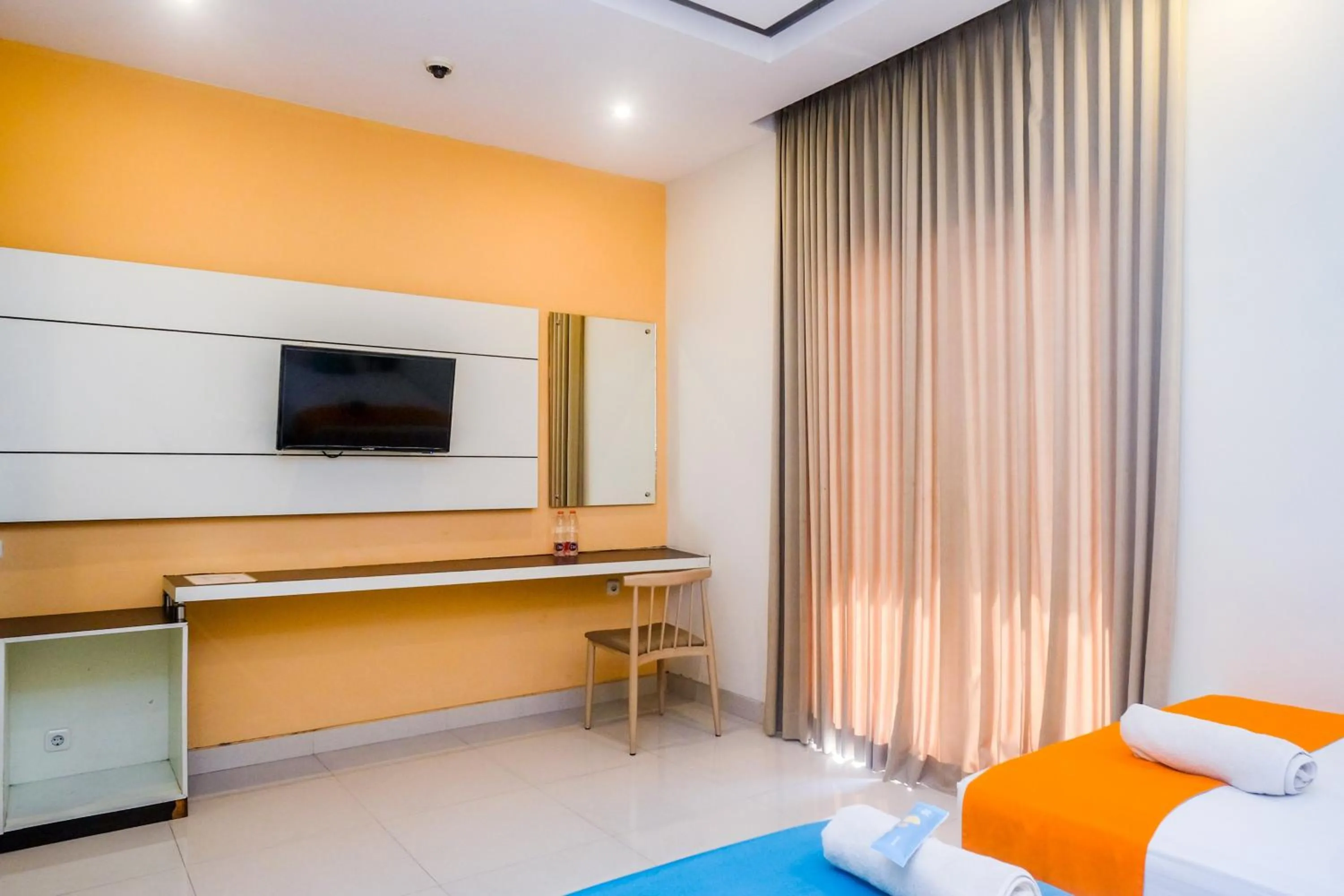 Bedroom, Bed in Sans Hotel Nagari Malioboro