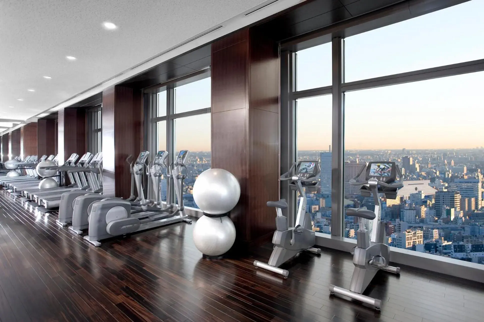 Fitness centre/facilities in Mandarin Oriental, Tokyo Fitness centre/facilities in Mandarin Oriental, Tokyo