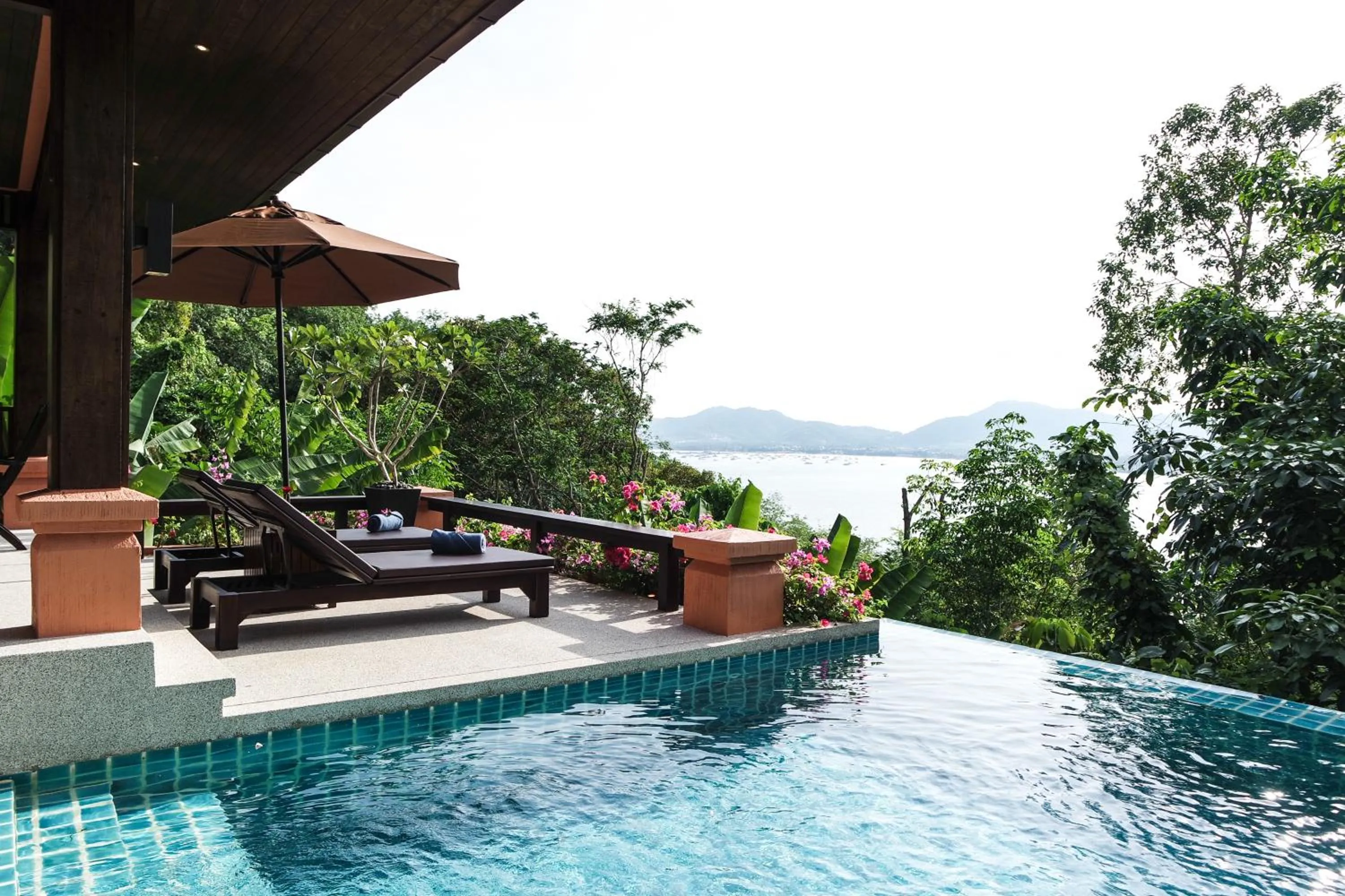 Day in Korsiri Pool Villas