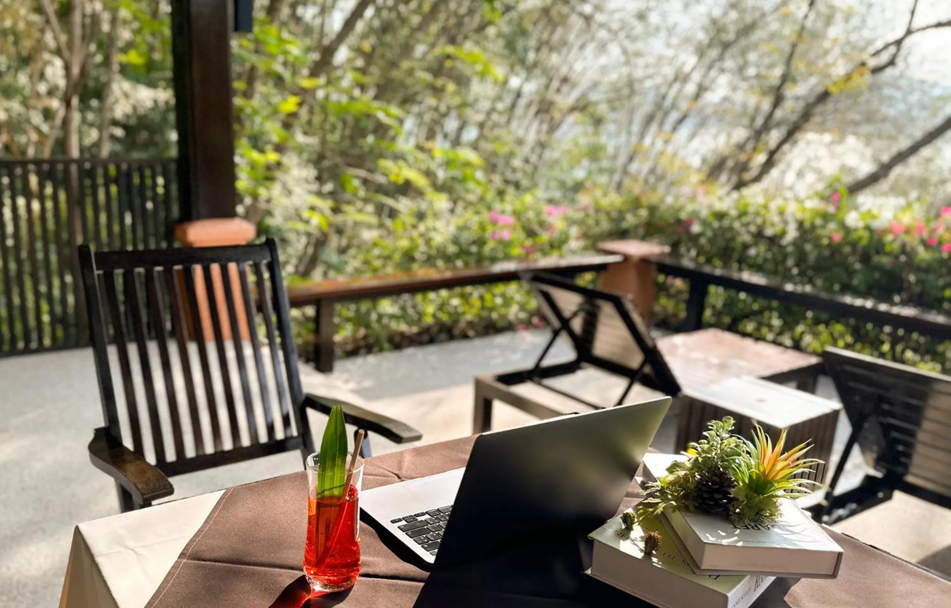 Day in Korsiri Pool Villas