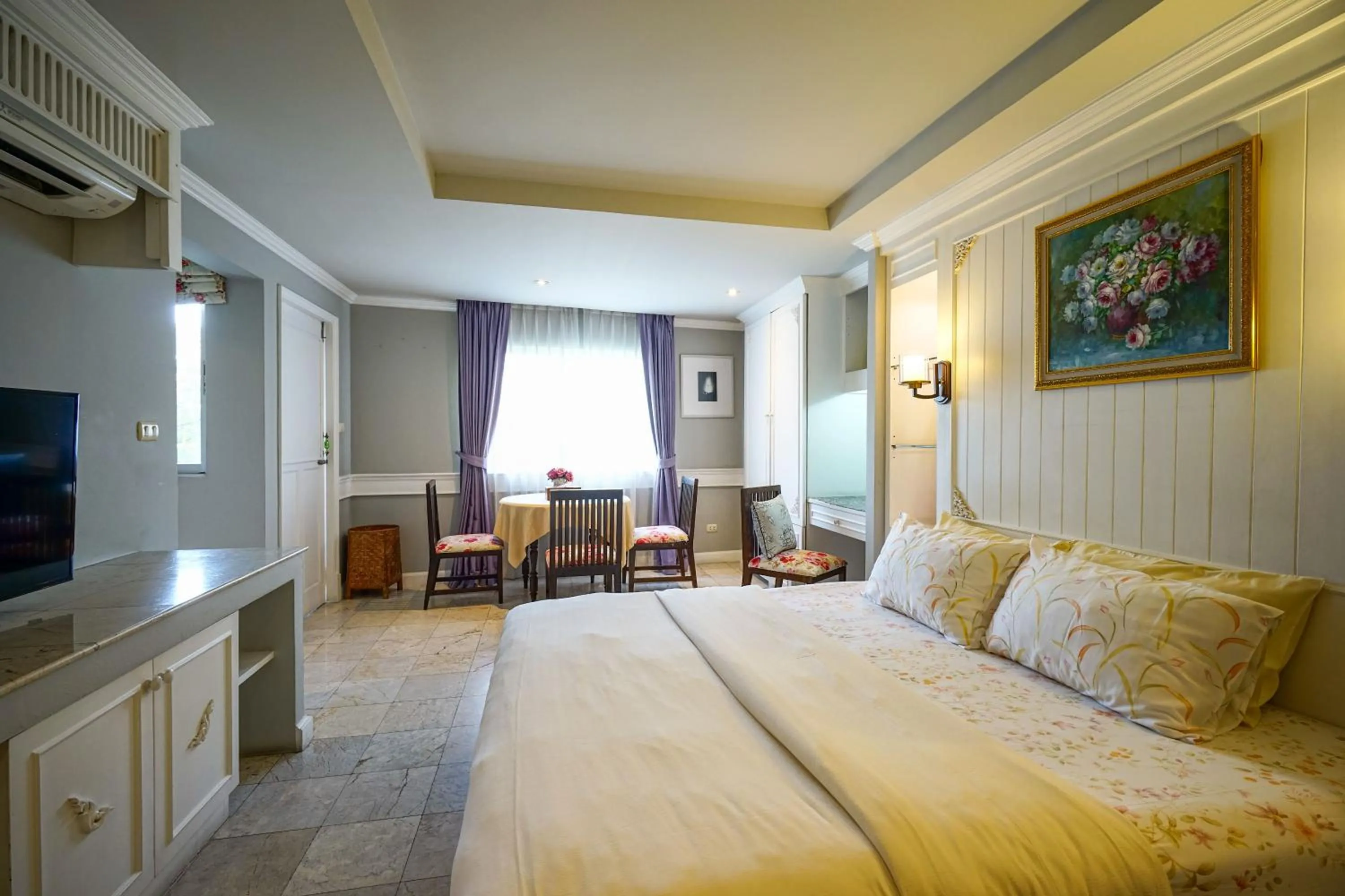 Bed in At Pingnakorn Nimman Hotel