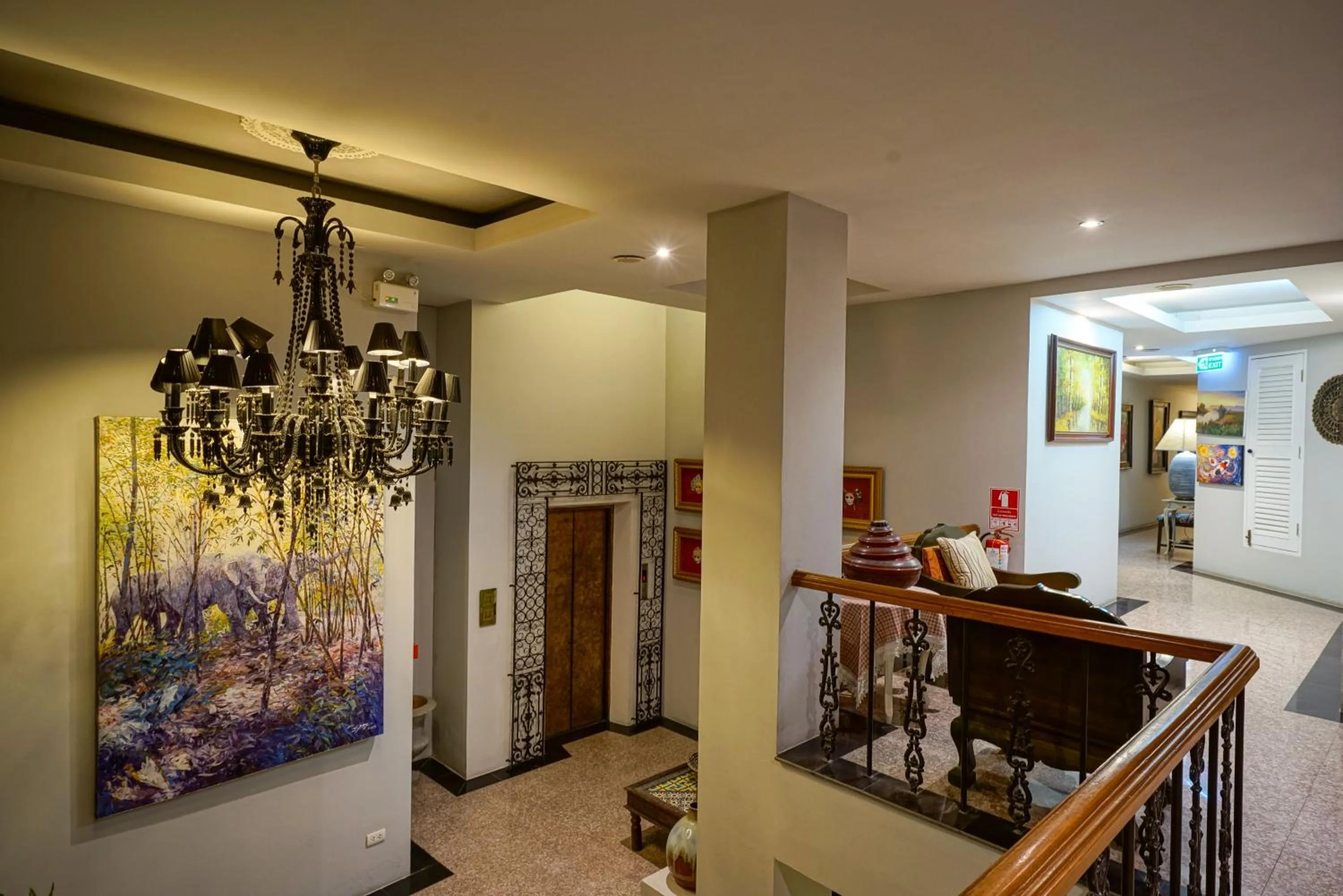 At Pingnakorn Nimman Hotel