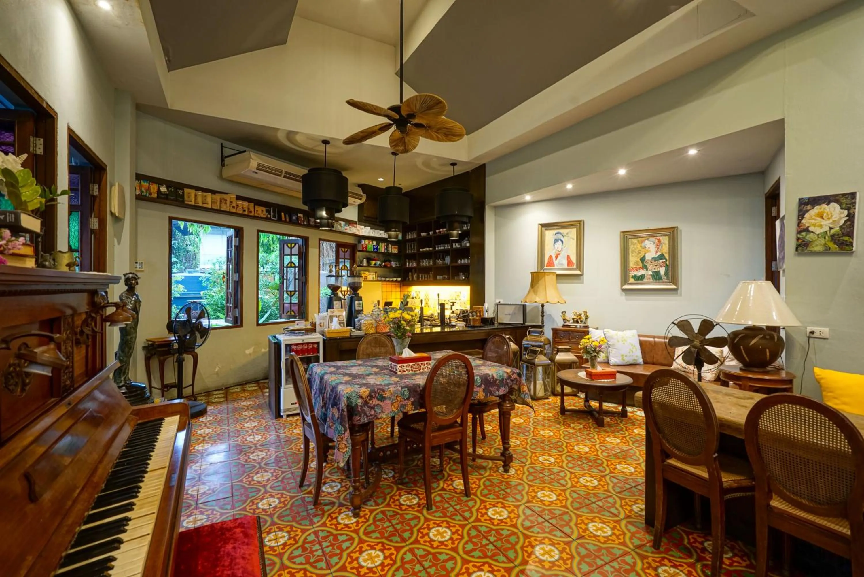 At Pingnakorn Nimman Hotel