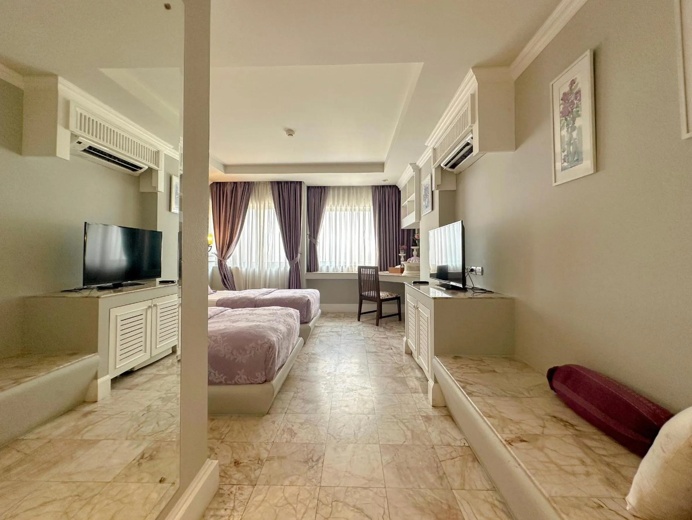 Photo of the whole room, Bed in At Pingnakorn Nimman Hotel