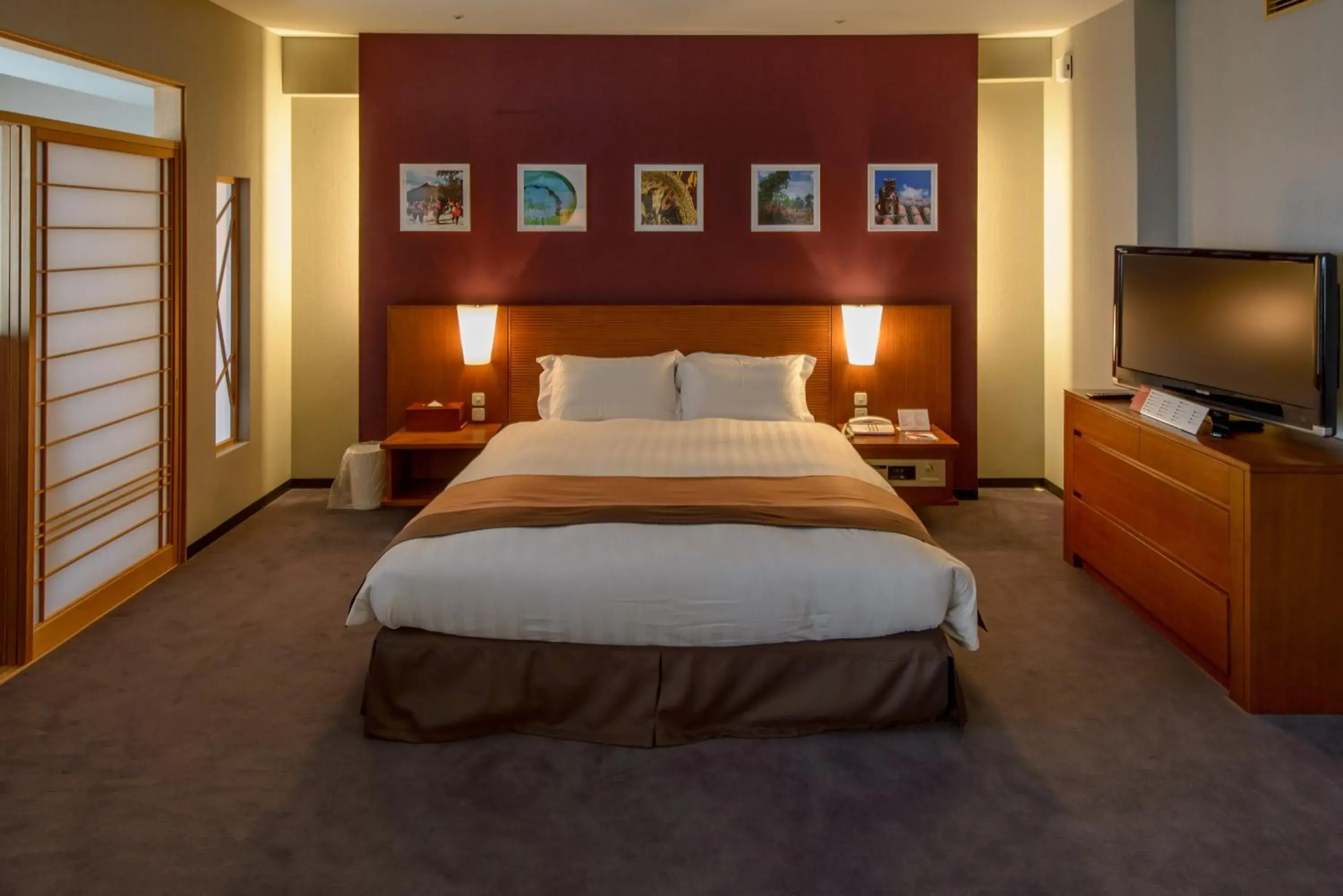 Bed in Okinawa Grand Mer Resort Bed in Okinawa Grand Mer Resort