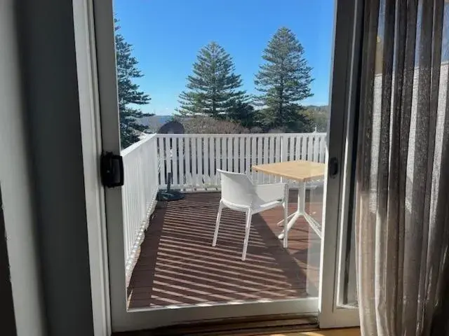 Double Room with Balcony and Sea View in Seabreeze Hotel Double Room with Balcony and Sea View in Seabreeze Hotel