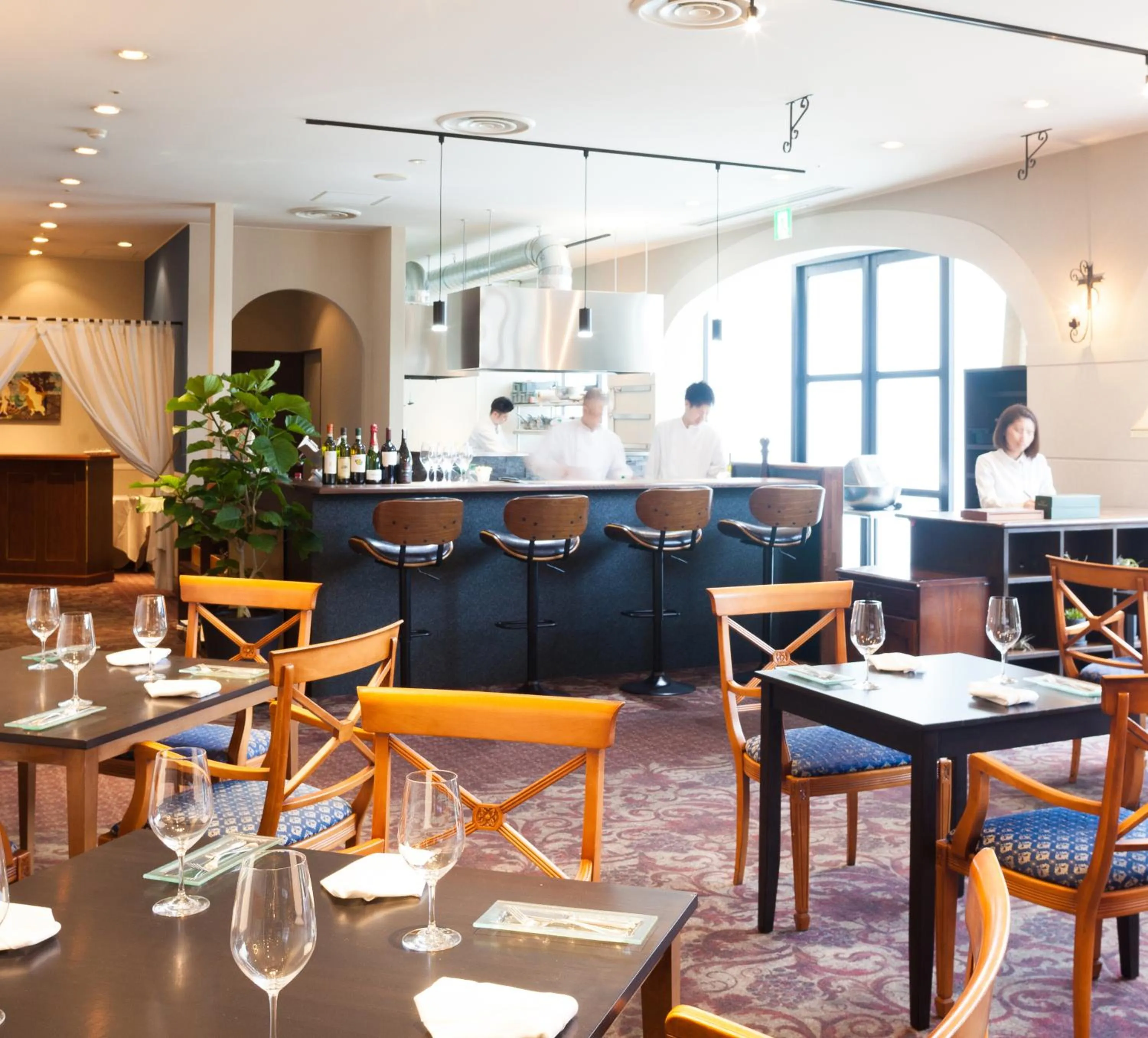 Restaurant/places to eat in Kitabiwako Hotel Grazie