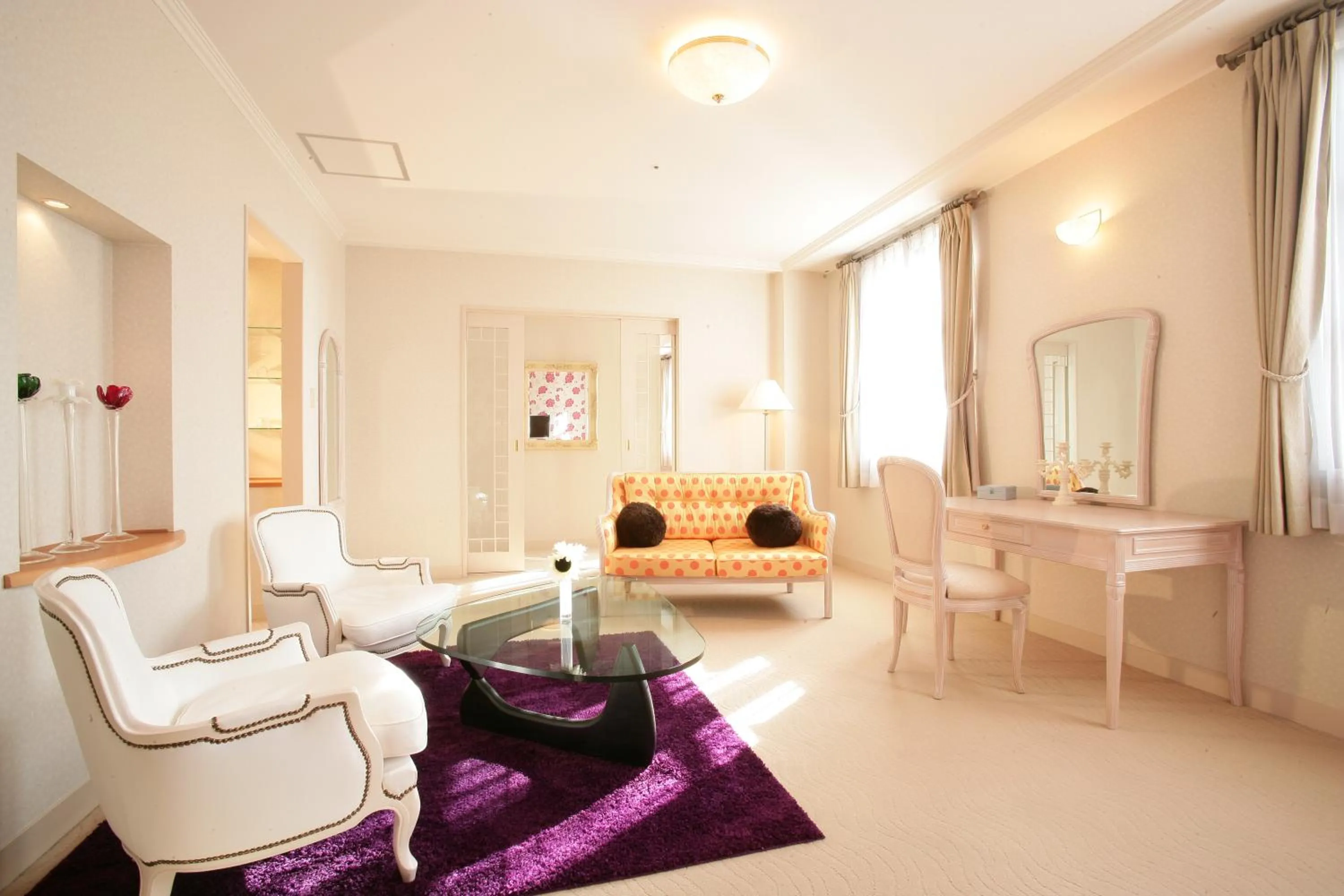 Living room in Kitabiwako Hotel Grazie