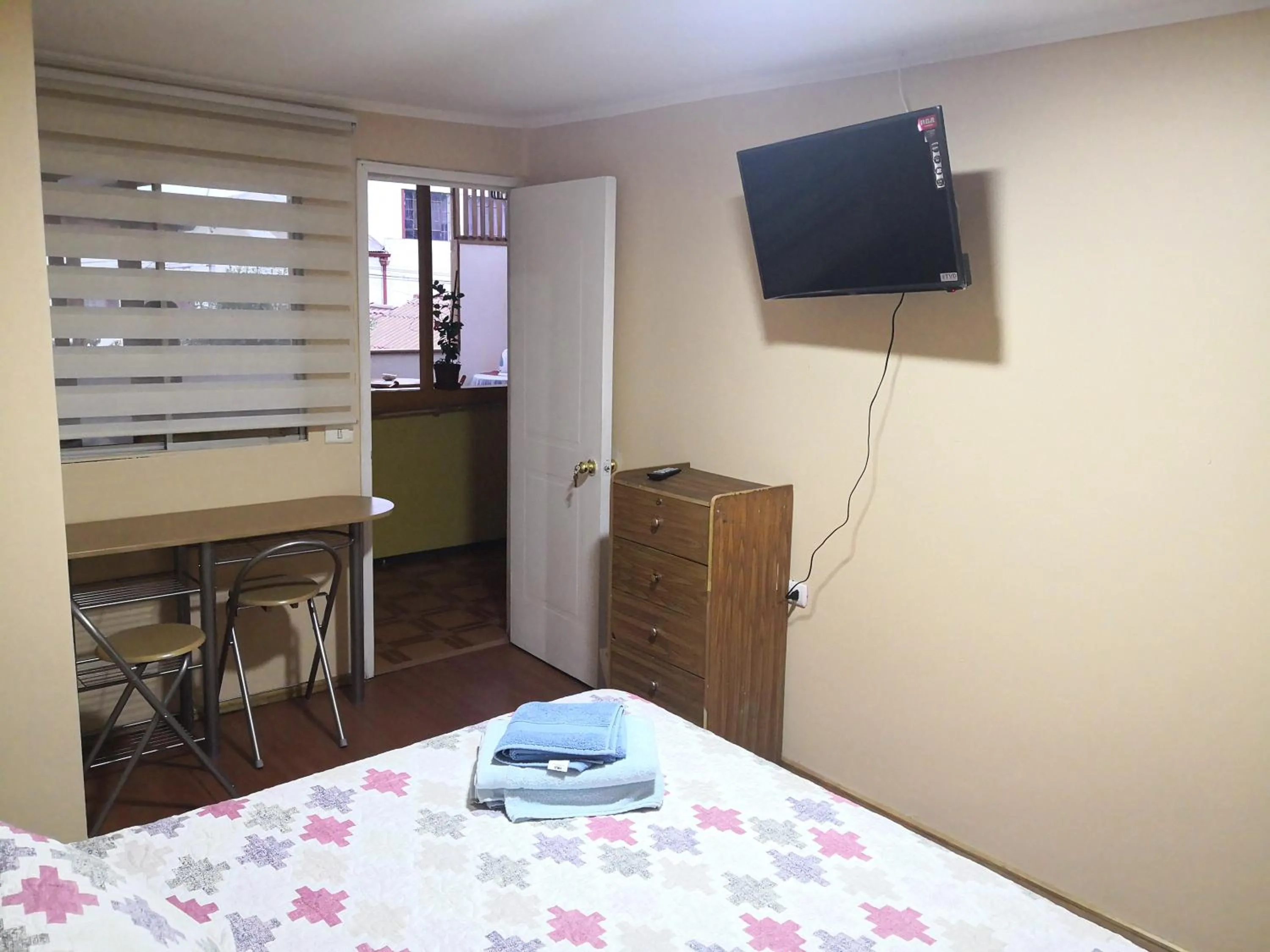 Double Room with Private External Bathroom - single occupancy in Hostal Luna del Mar 840-B