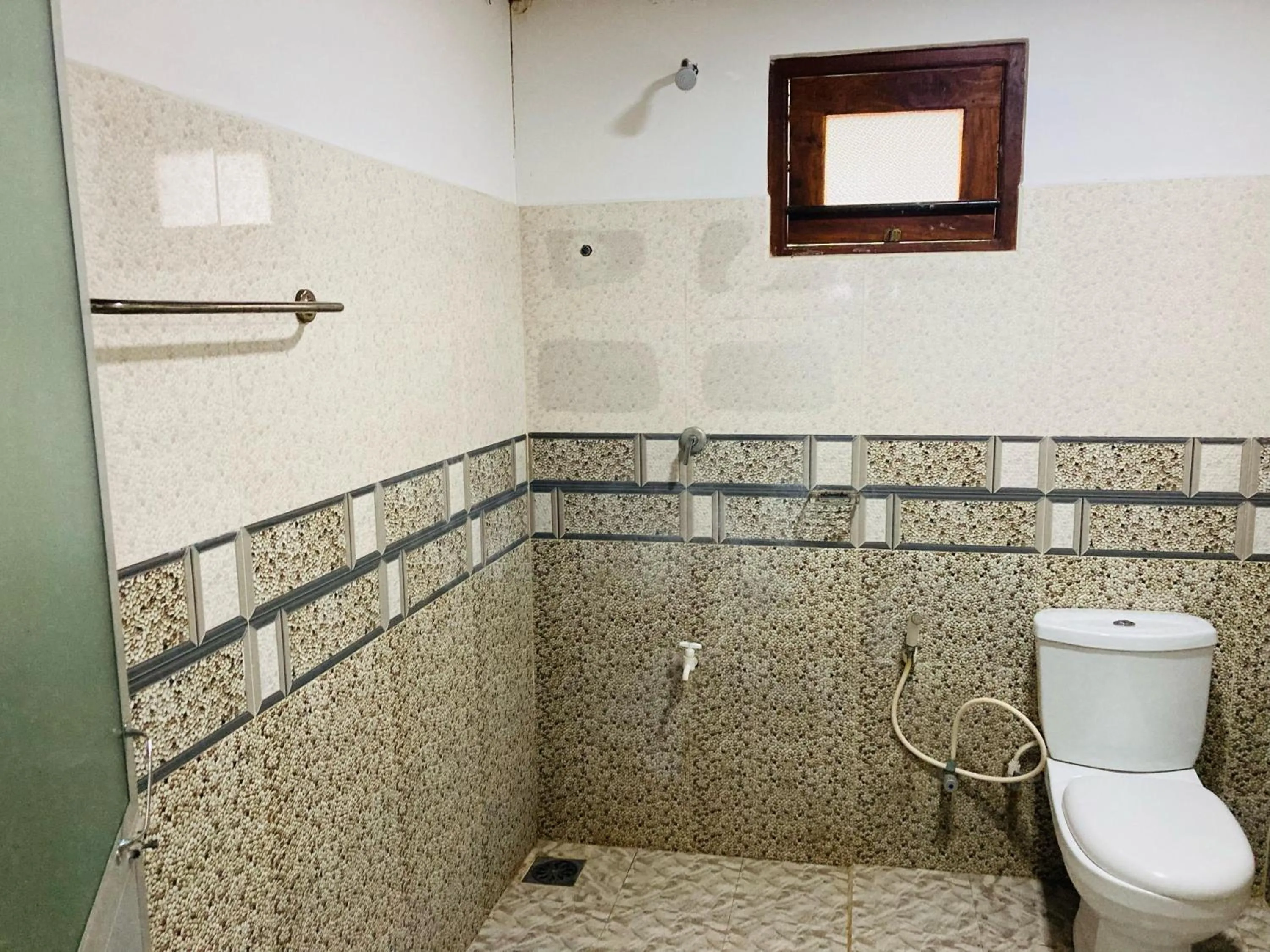 Bathroom in Leonine Villa Yala