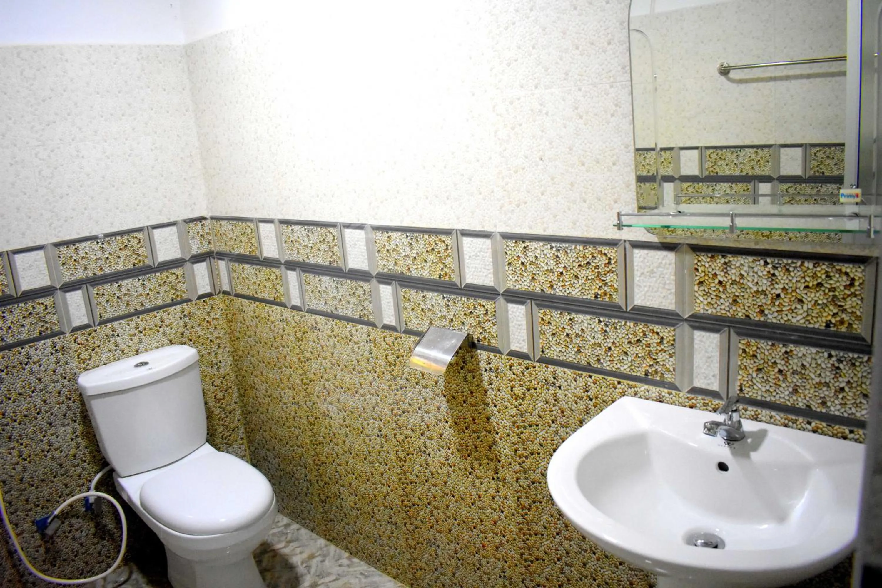 Shower in Leonine Villa Yala