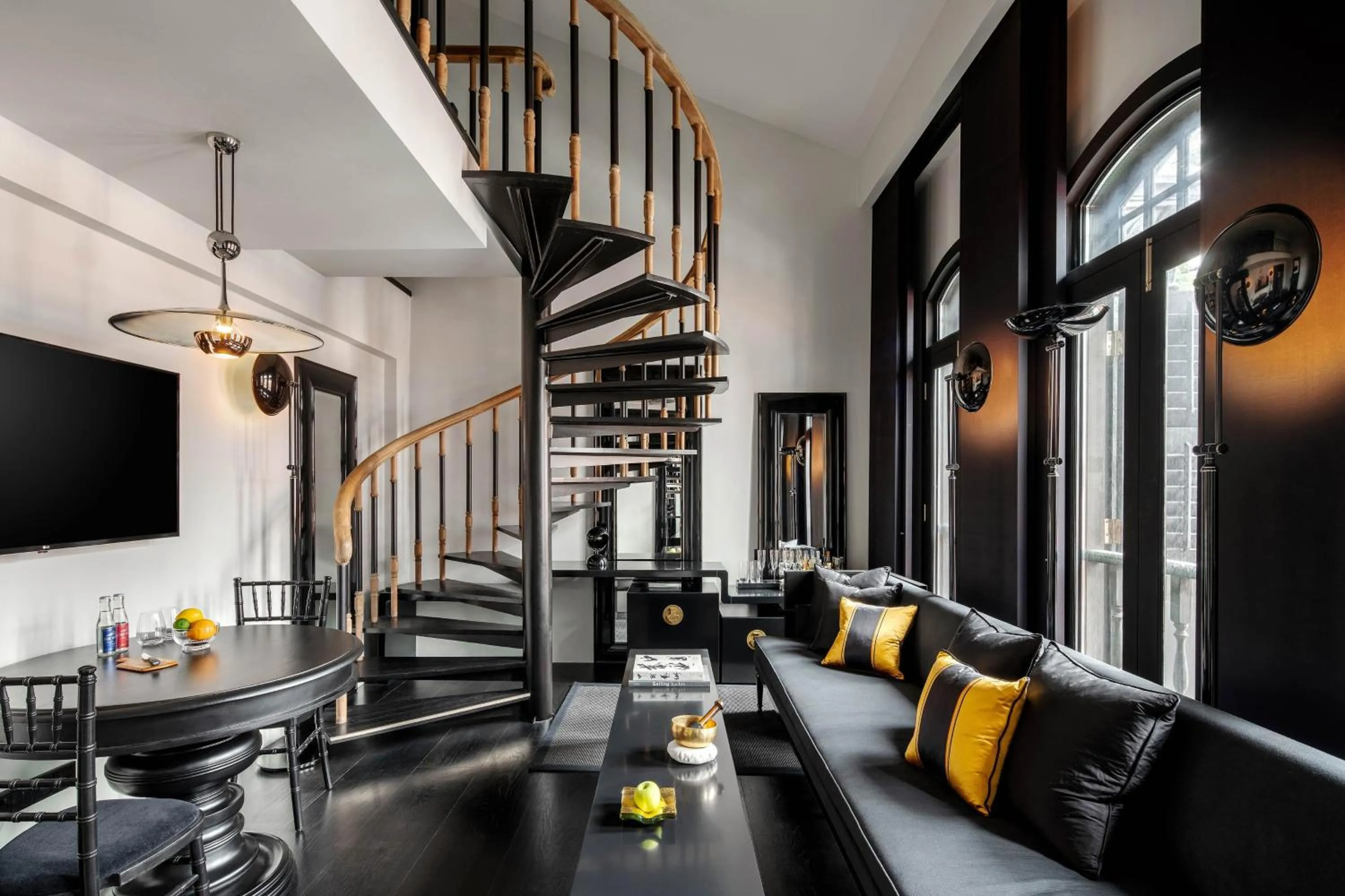 Photo of the whole room in Duxton Reserve Singapore, Autograph Collection