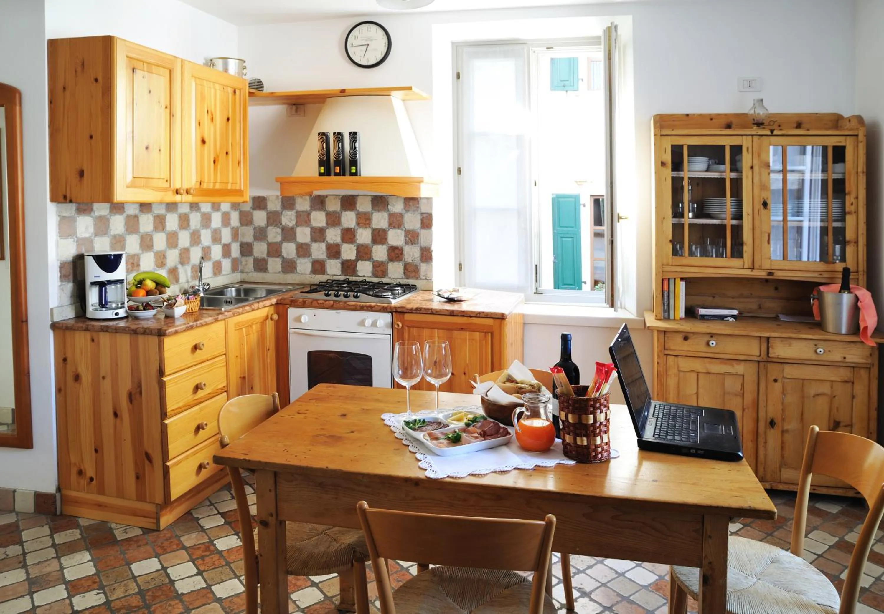 Kitchen or kitchenette in Hotel Sole Holiday