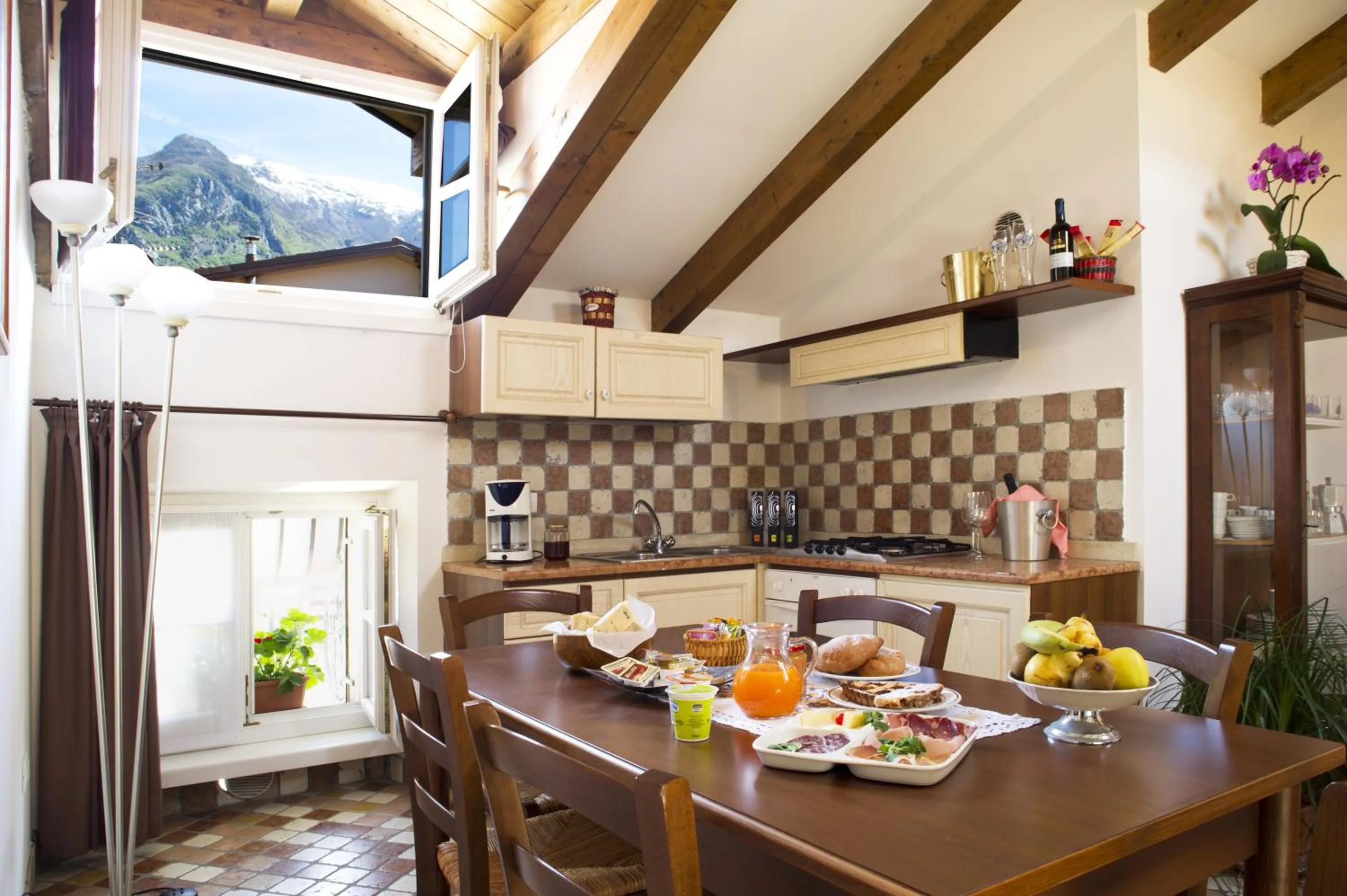 Kitchen or kitchenette in Hotel Sole Holiday