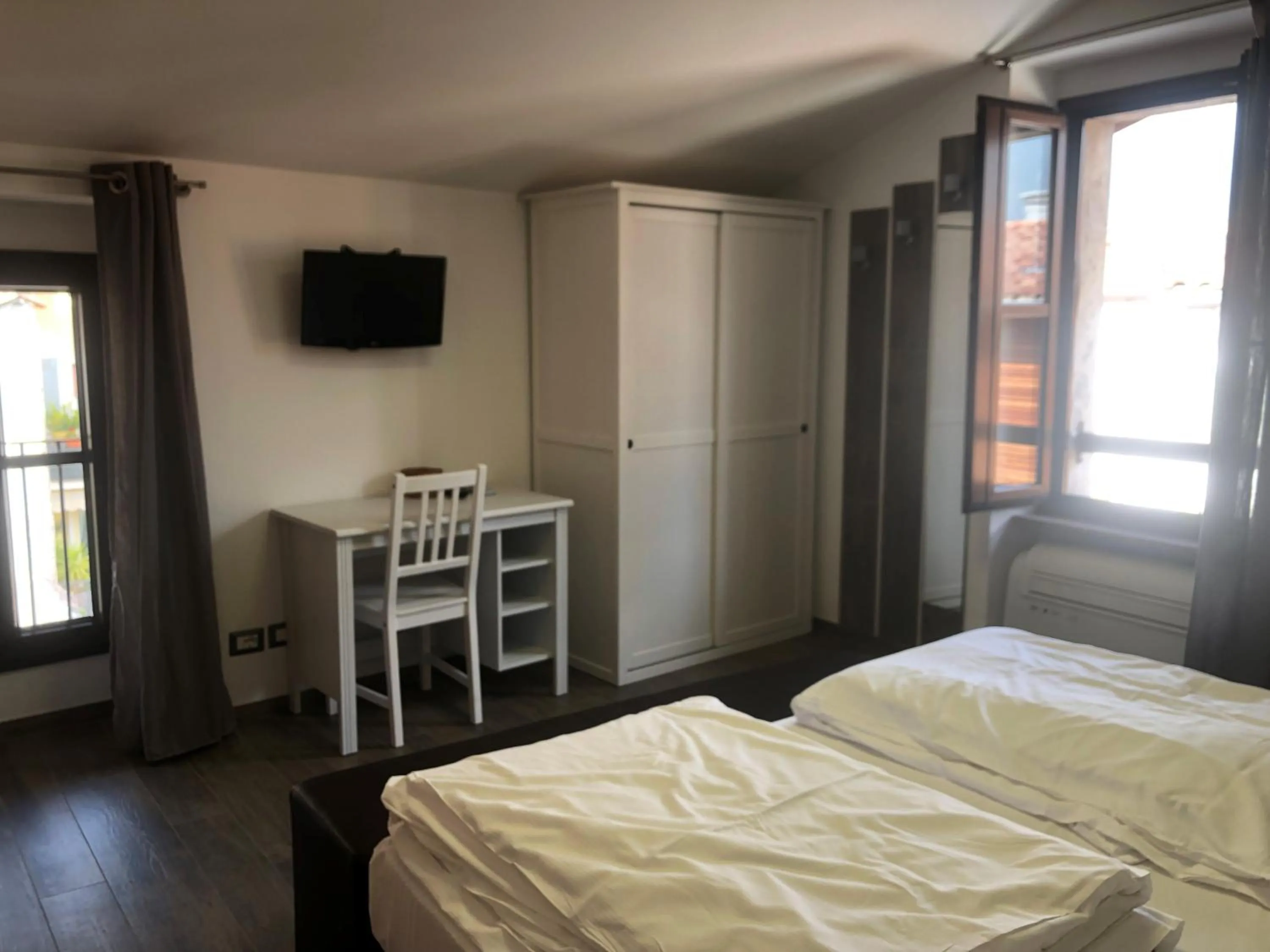 Bedroom, Bed in Hotel Sole Holiday