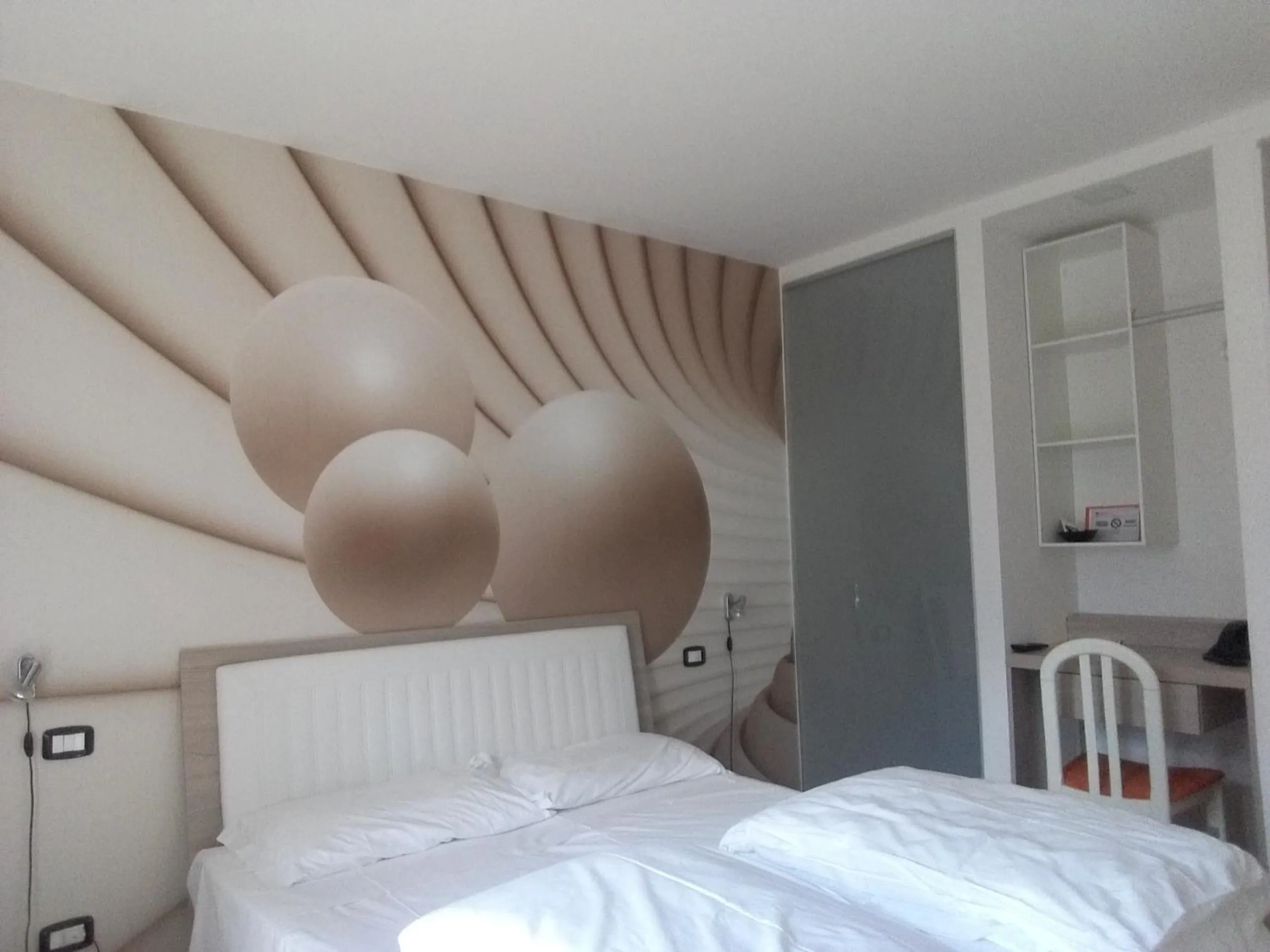 Bed in Hotel Sole Holiday